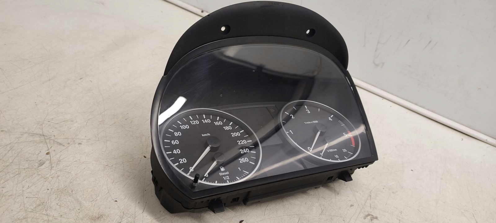Instruments tachymètre compte tours BMW E91 2,0D