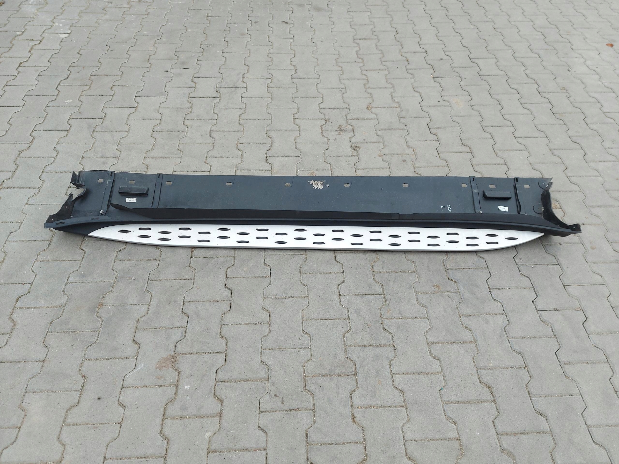 Mercedes EQC 400 W293 moulding threshold left A2936902900