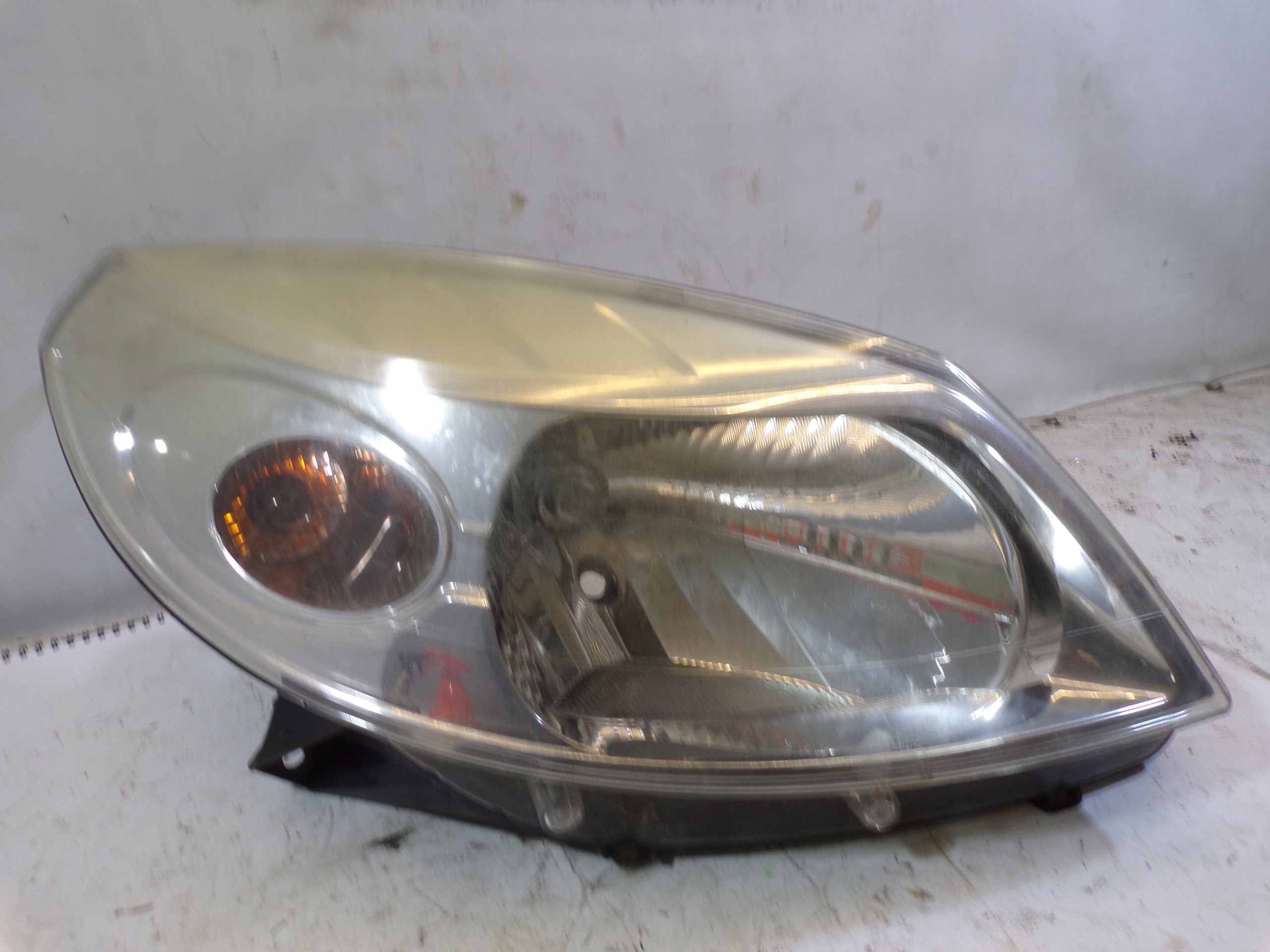 light front front right DACIA SANDERO 1 and (K1)