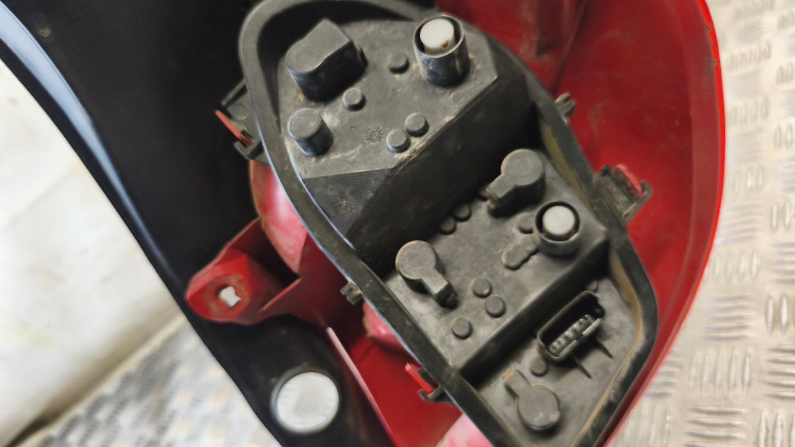 light left rear part RENAULT CLIO III 2007r