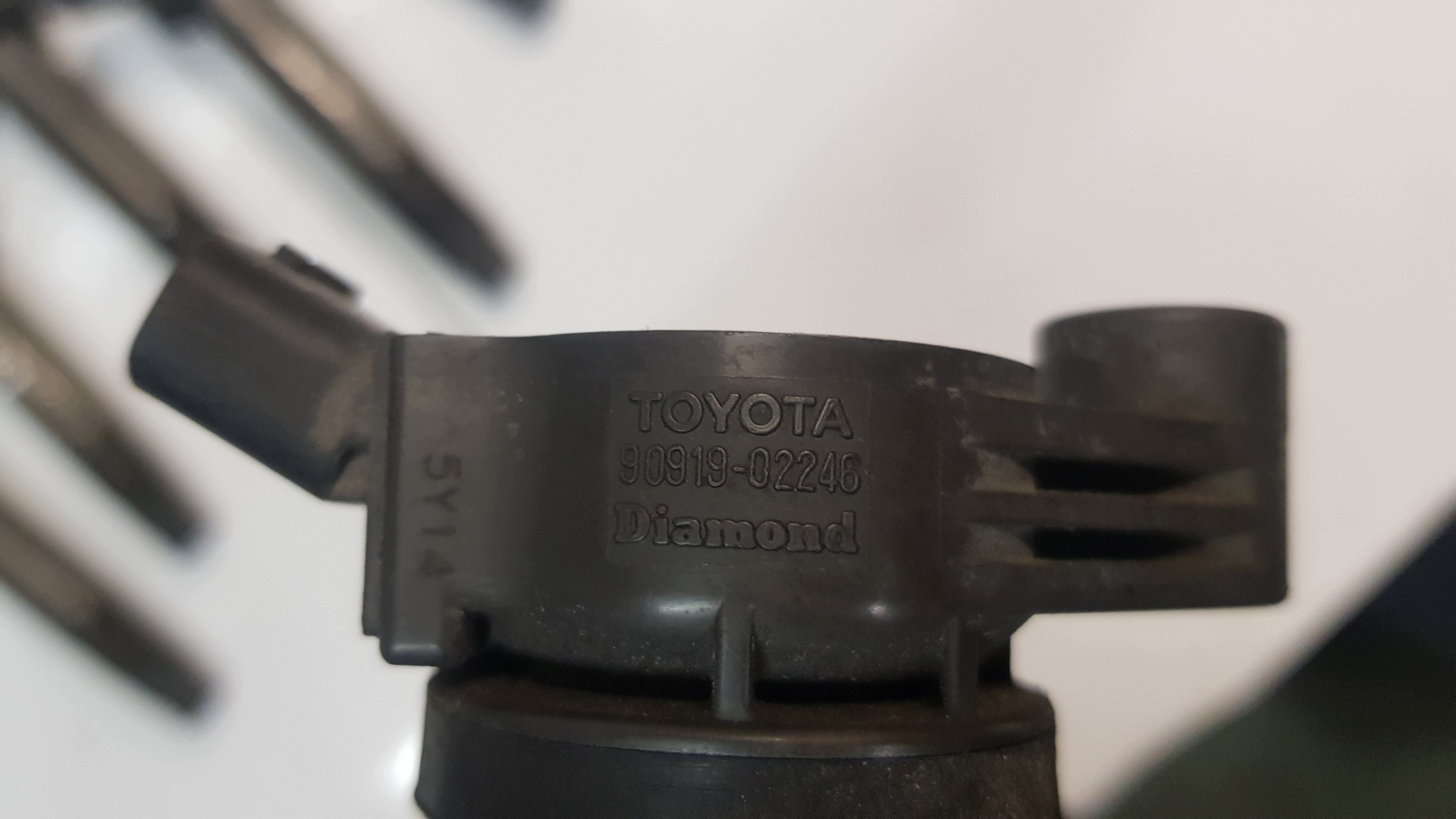 LEXUS RX400H 3.3 V6 3MZ-FE X3M-S62RH bobine d'allumage 90919-02246