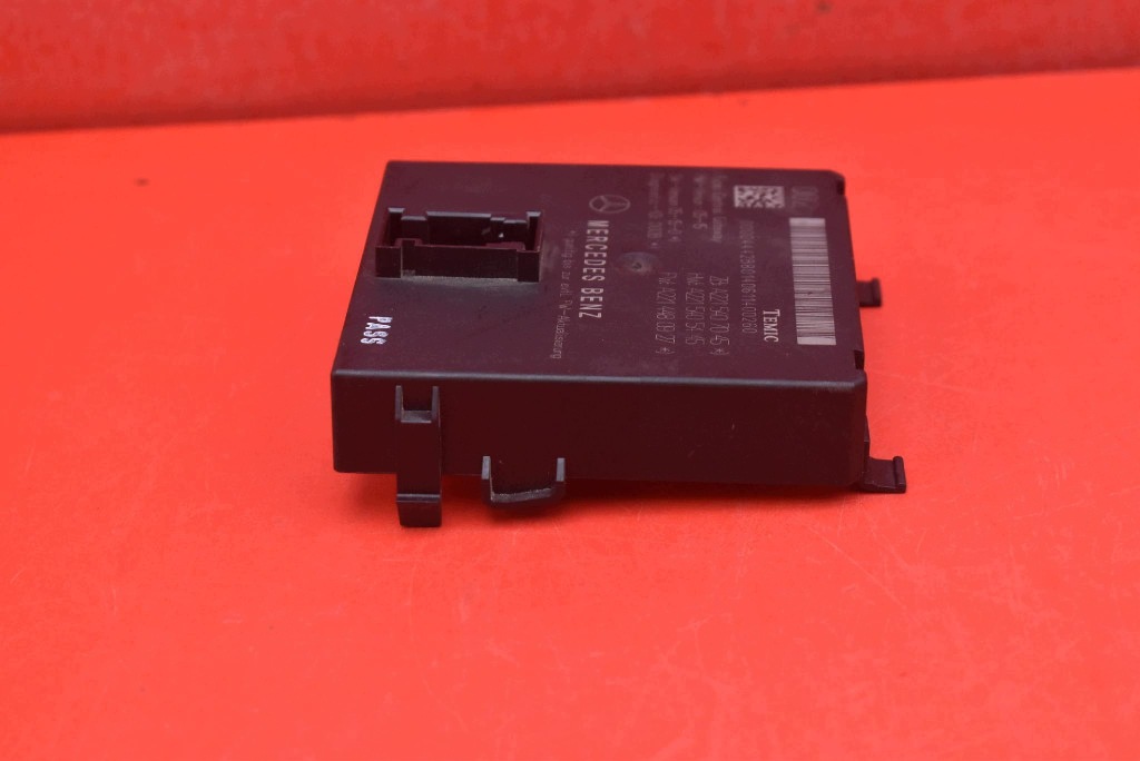 control unit module GATEWAY A2215407045 MERCEDES S-KLASA W221 3.0 CDI 235 KM