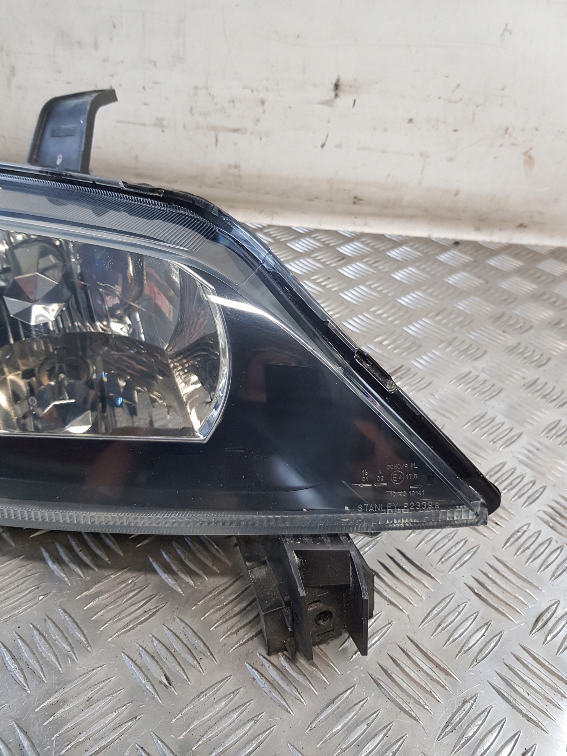 light right front 3M71-13W029-AF MAZDA 2 03R- EUROPA