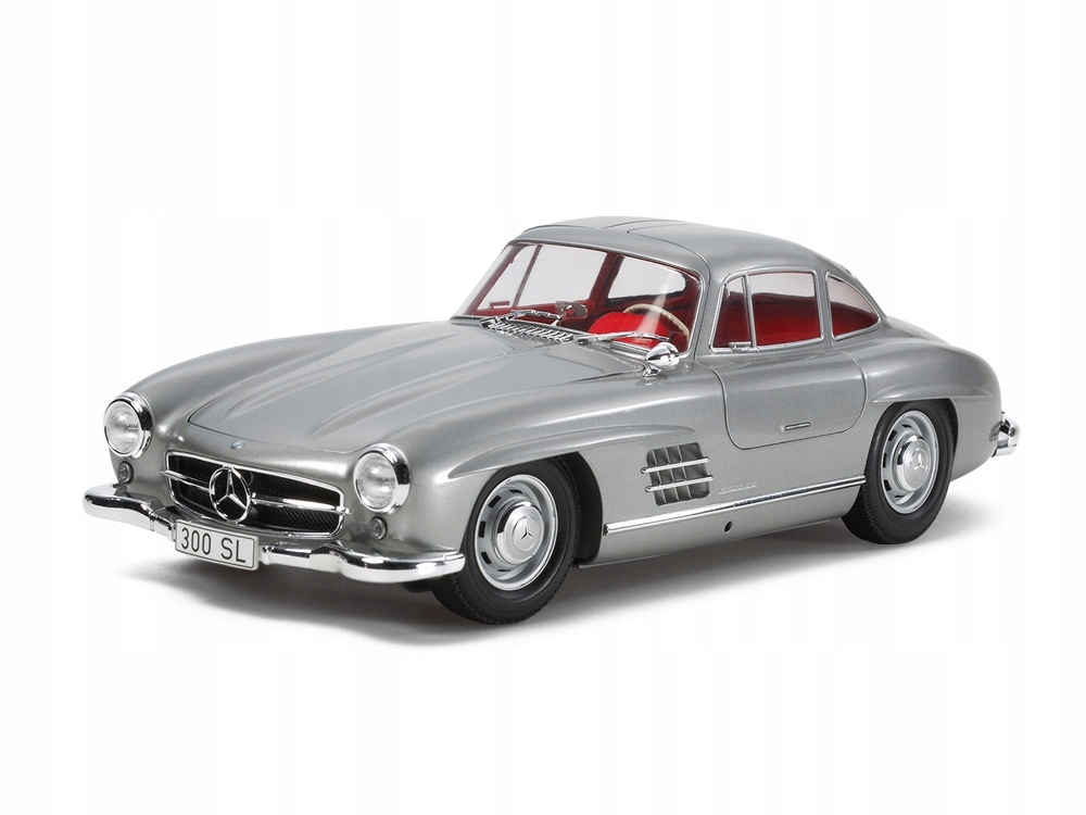 Mercedes Benz 300SL model 24338 Tamiya