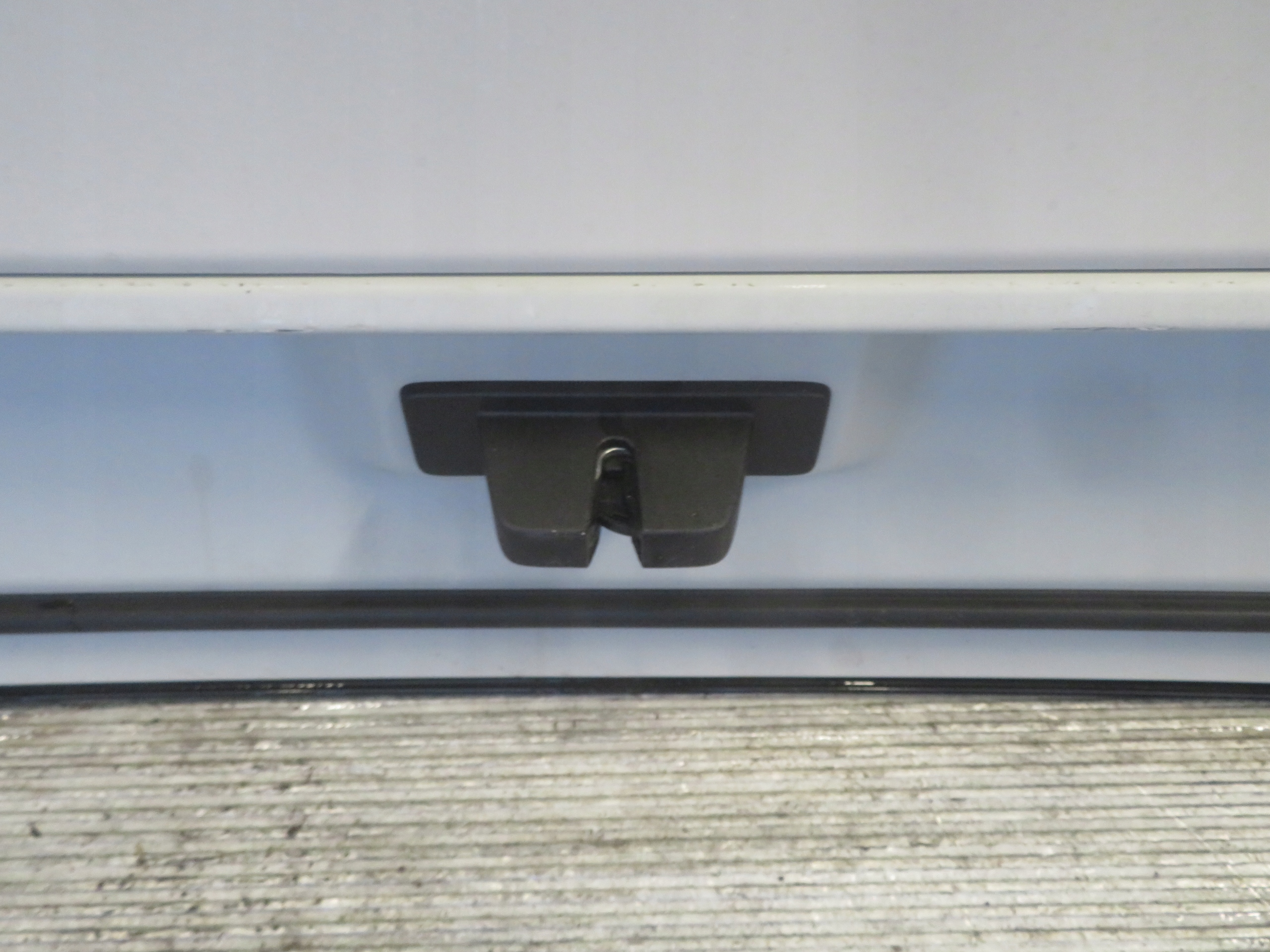 trunk door boot RANGE ROVER VOGUE L405 17R