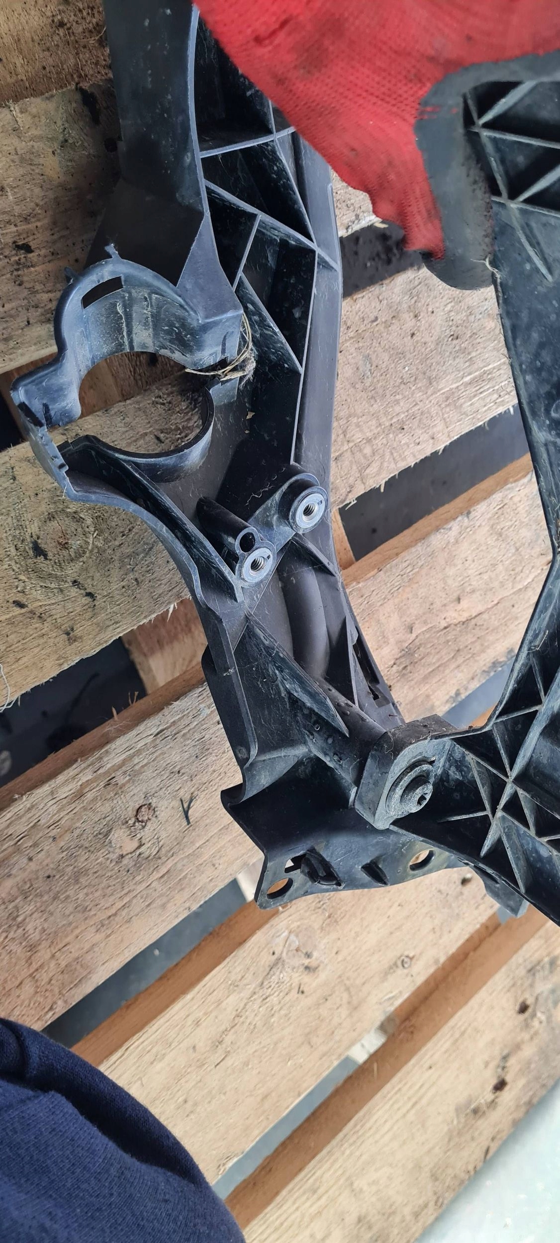 A5 8T S5 LIFT bracket holder support lights right front 8T0805608B