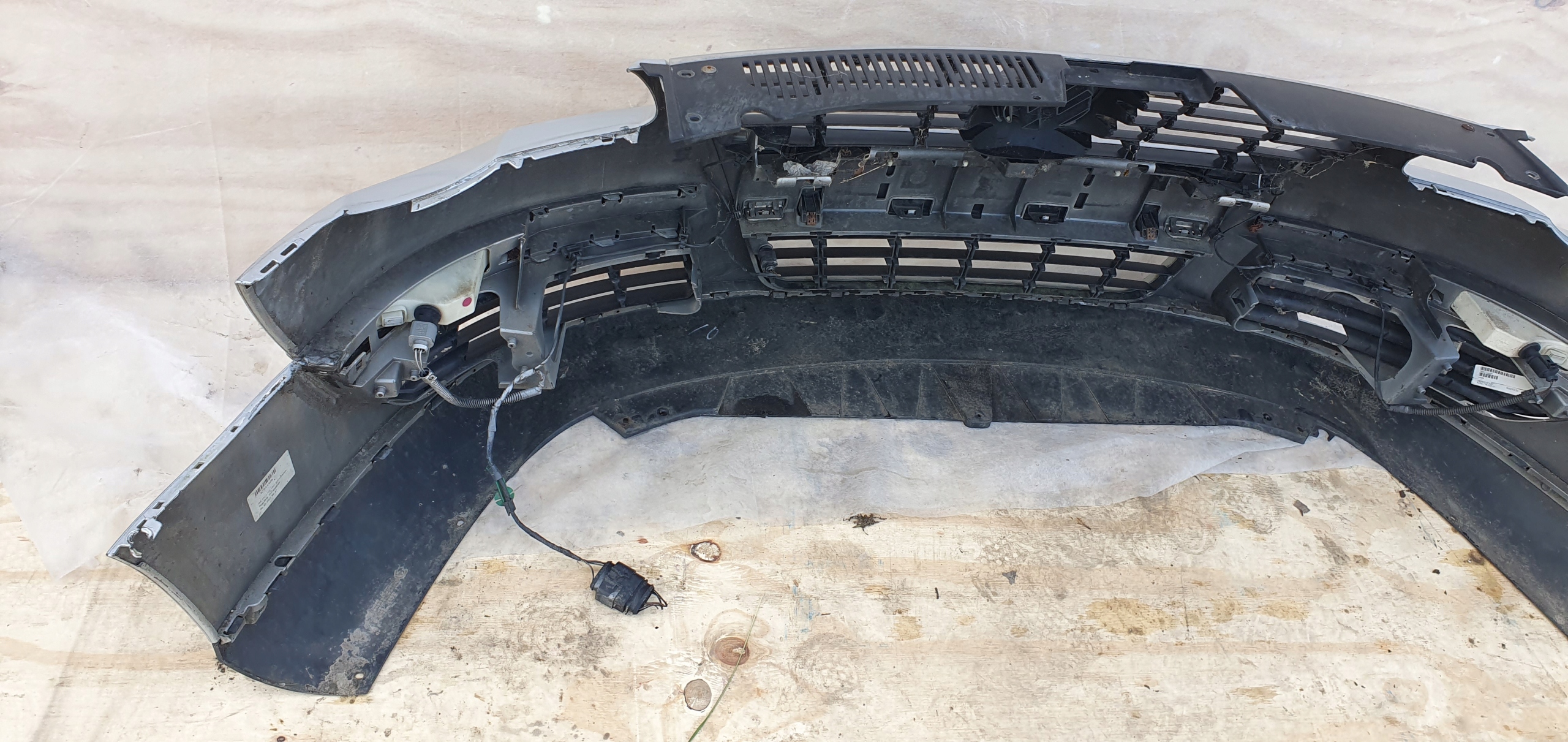 VW Passat B6 3C0 05-10 front bumper front