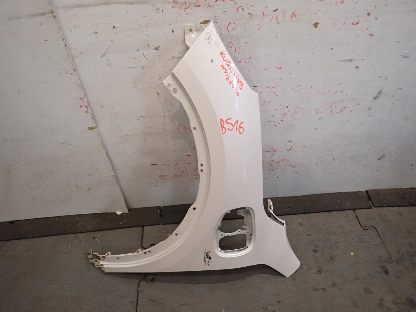 fender front front left FORD KUGA MK3 HYBRYDA 2020