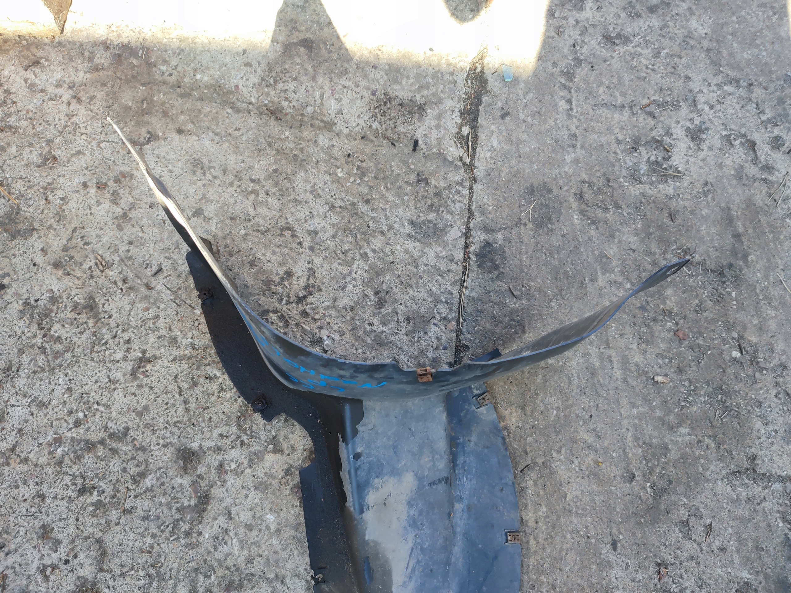 mudguard left left front front TROJKAT VW PASSAT CC 3C8805911B