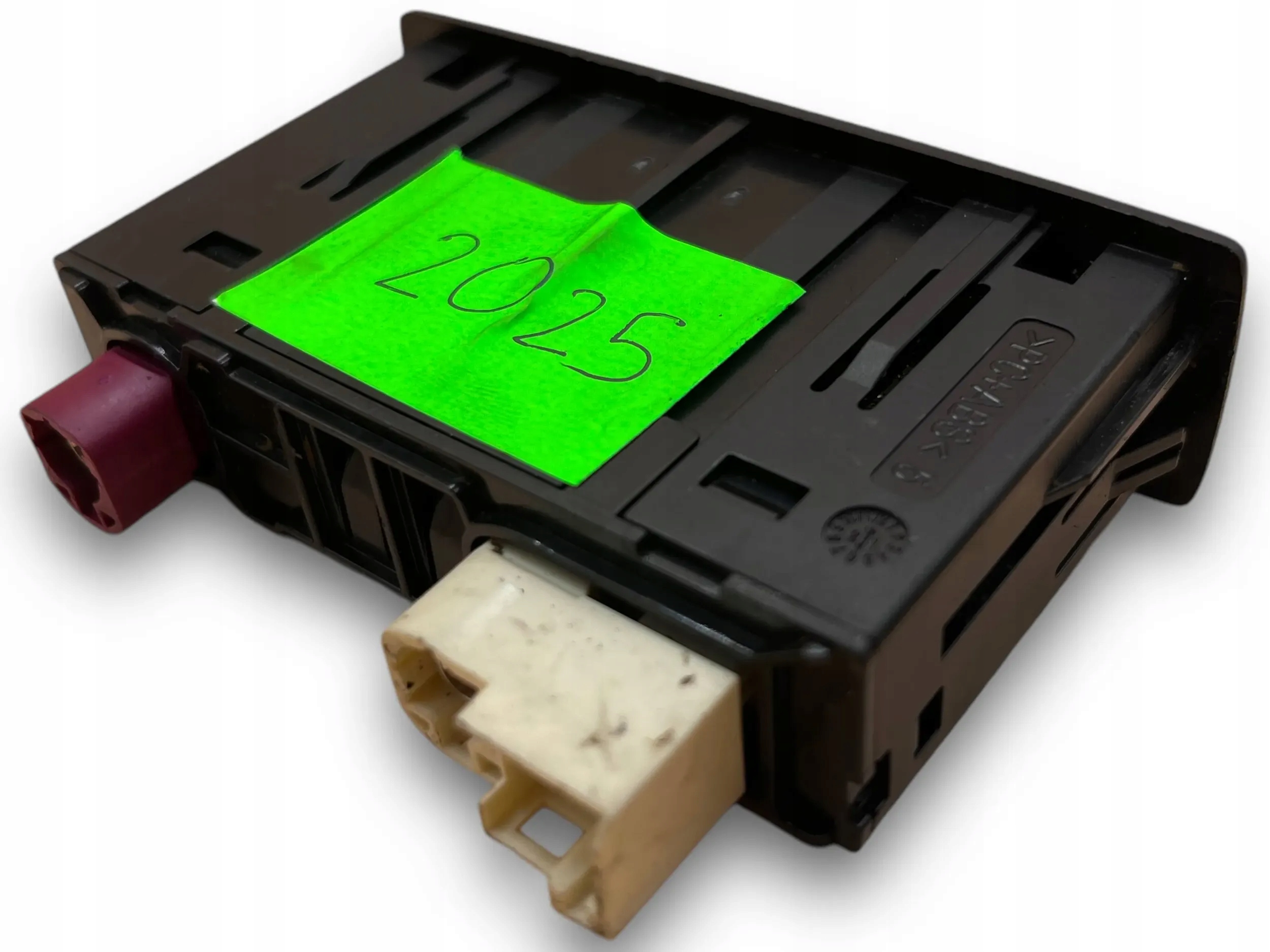MERCEDES W247 PORT adapter USB 2478204002 @M