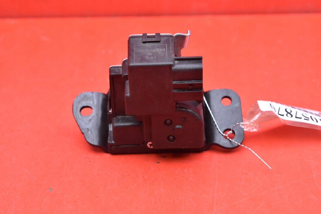 lock bonnet rear part boot KIA VENGA 1 and 10-14
