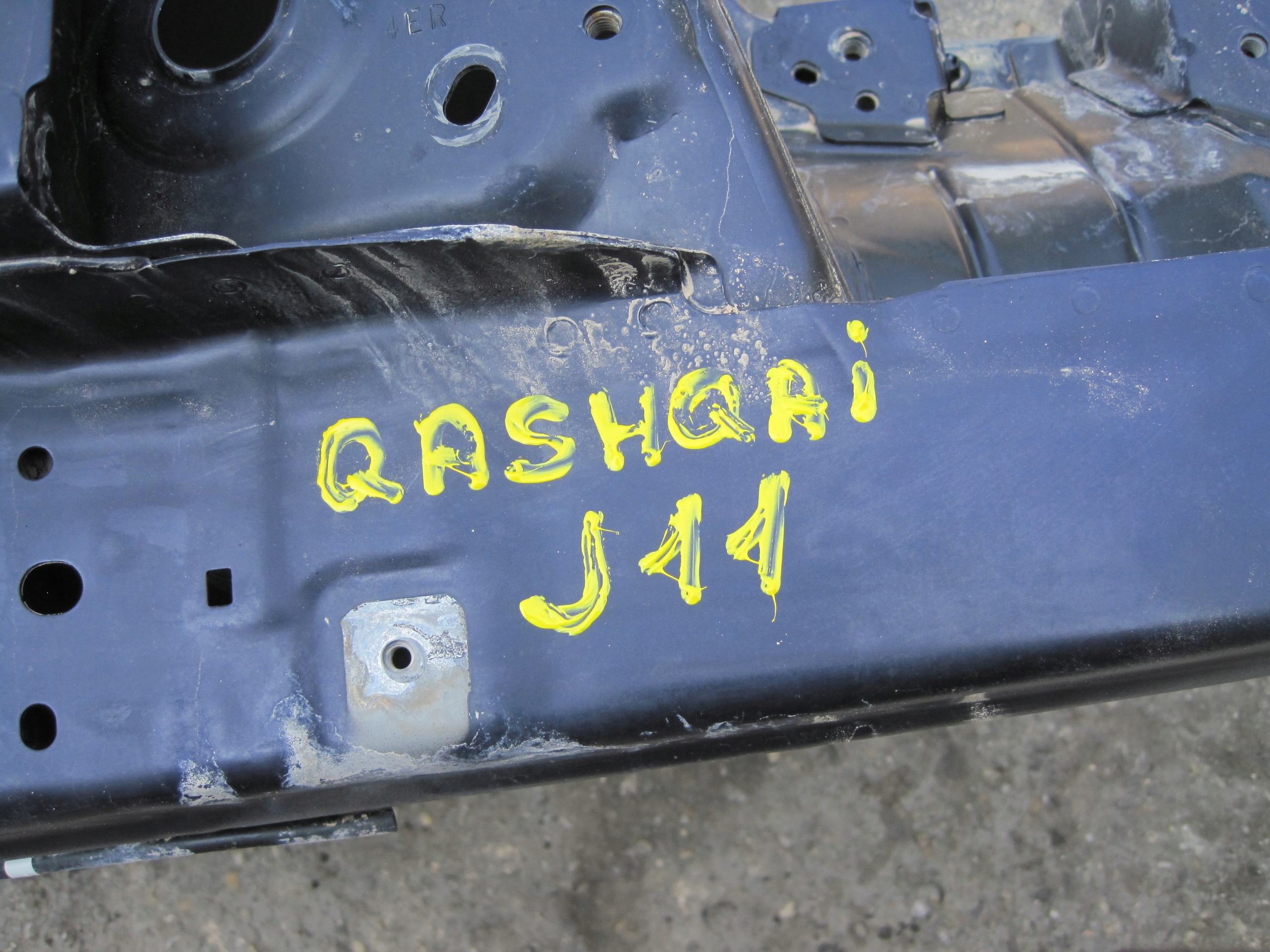 quarter NISSAN QASHQAI J11 right