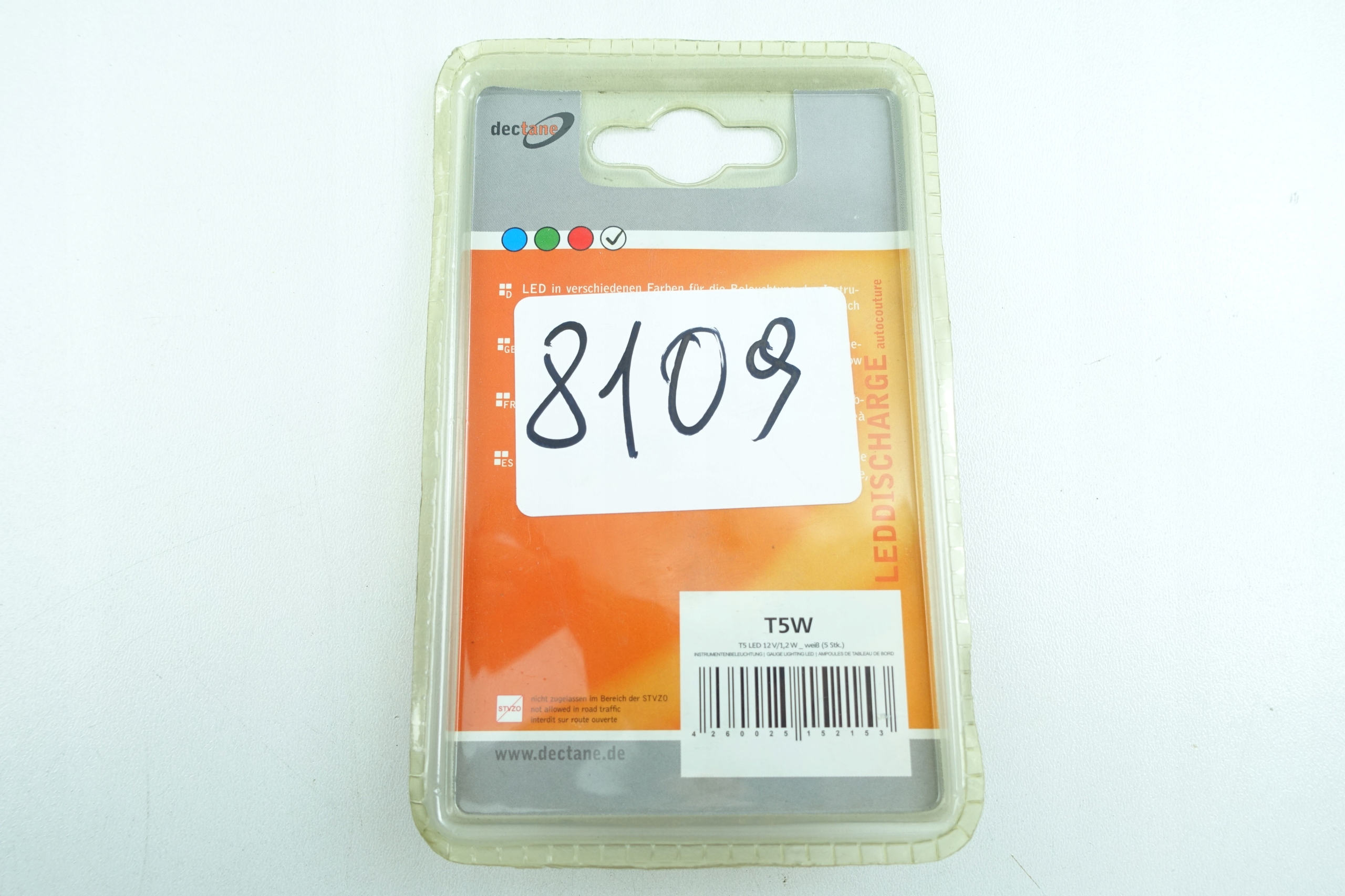 BIAŁLE OŚWIETLENIE PRĘDKOŚCIOMIERZA Gniazdo T5W Producent części Dectane