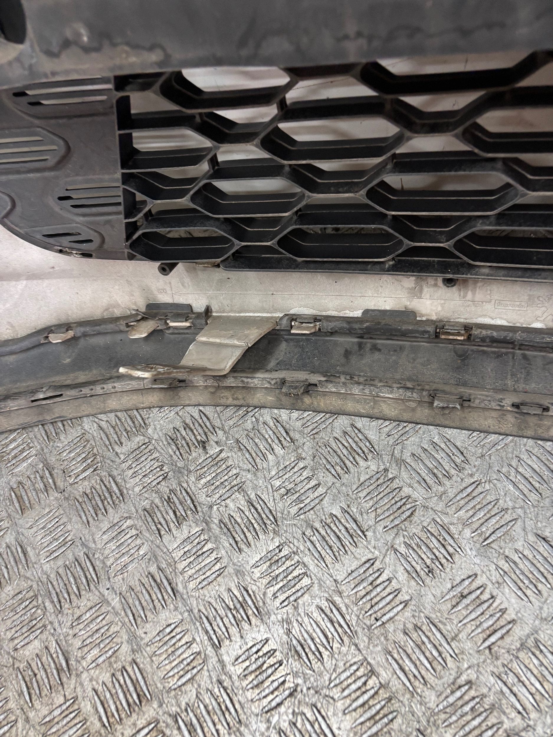bumper front front CITROEN C3 II 09