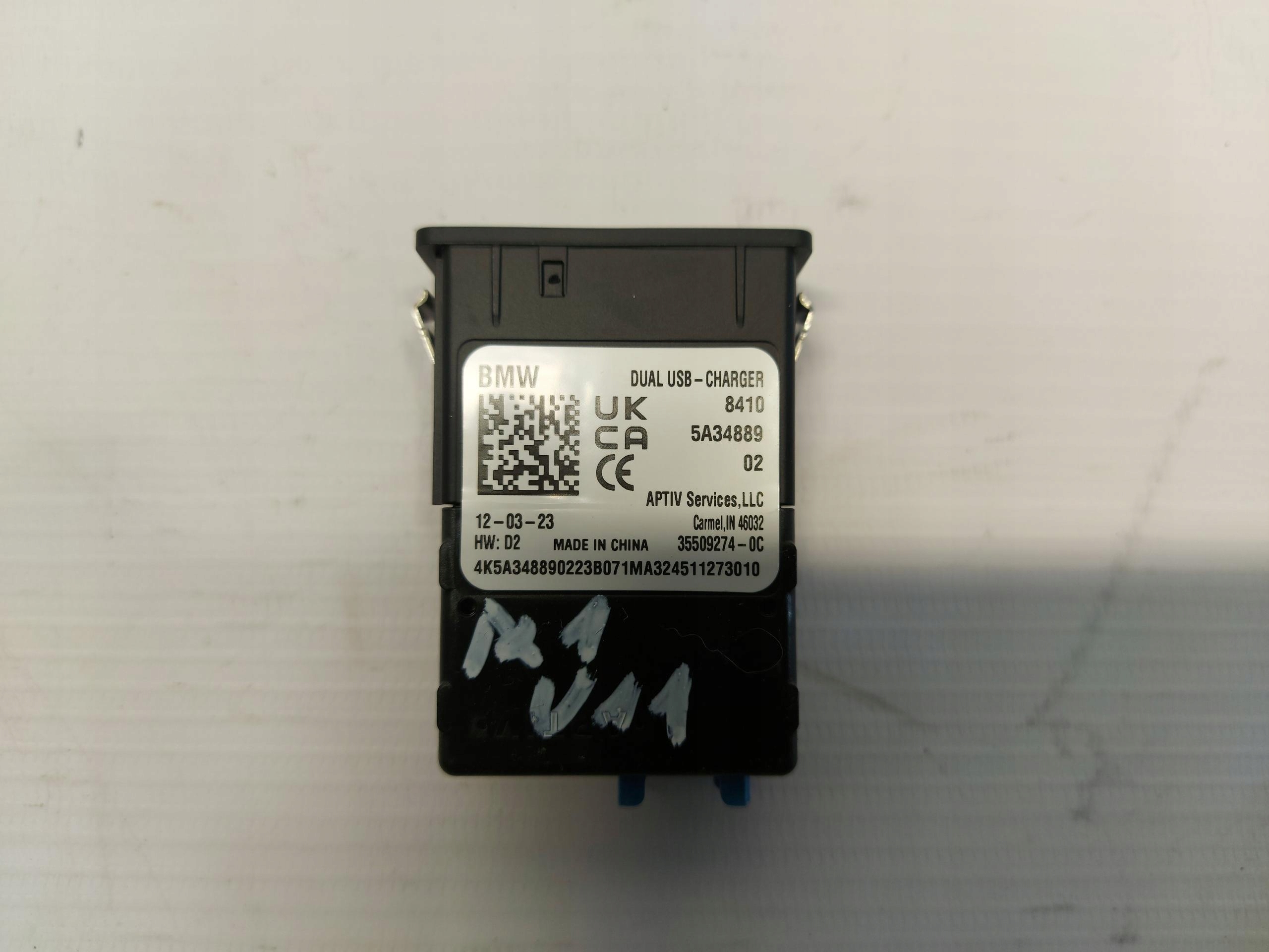 BMW iX1 X1 U11 adapter LADOWARKA USB 5A34889