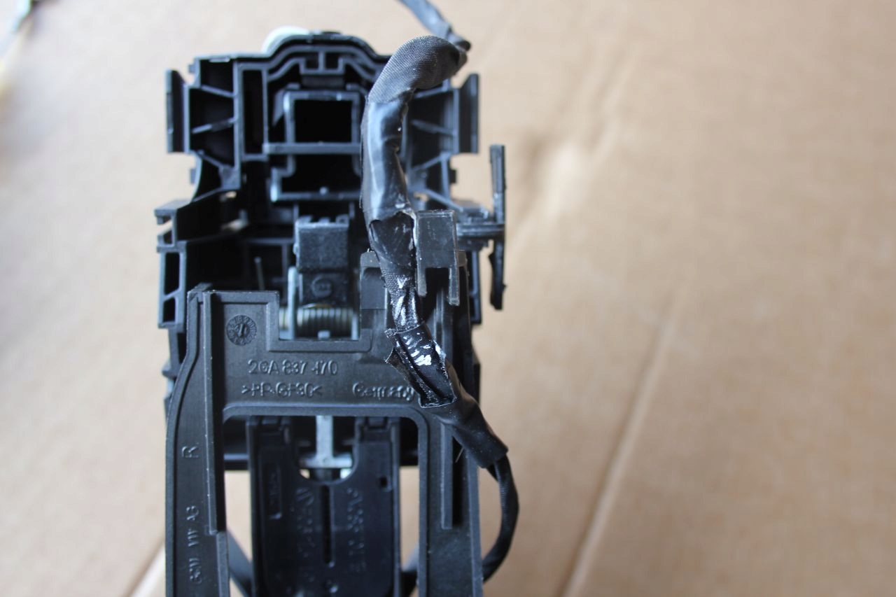 Da9aec93443cbc163a93a4b7574e