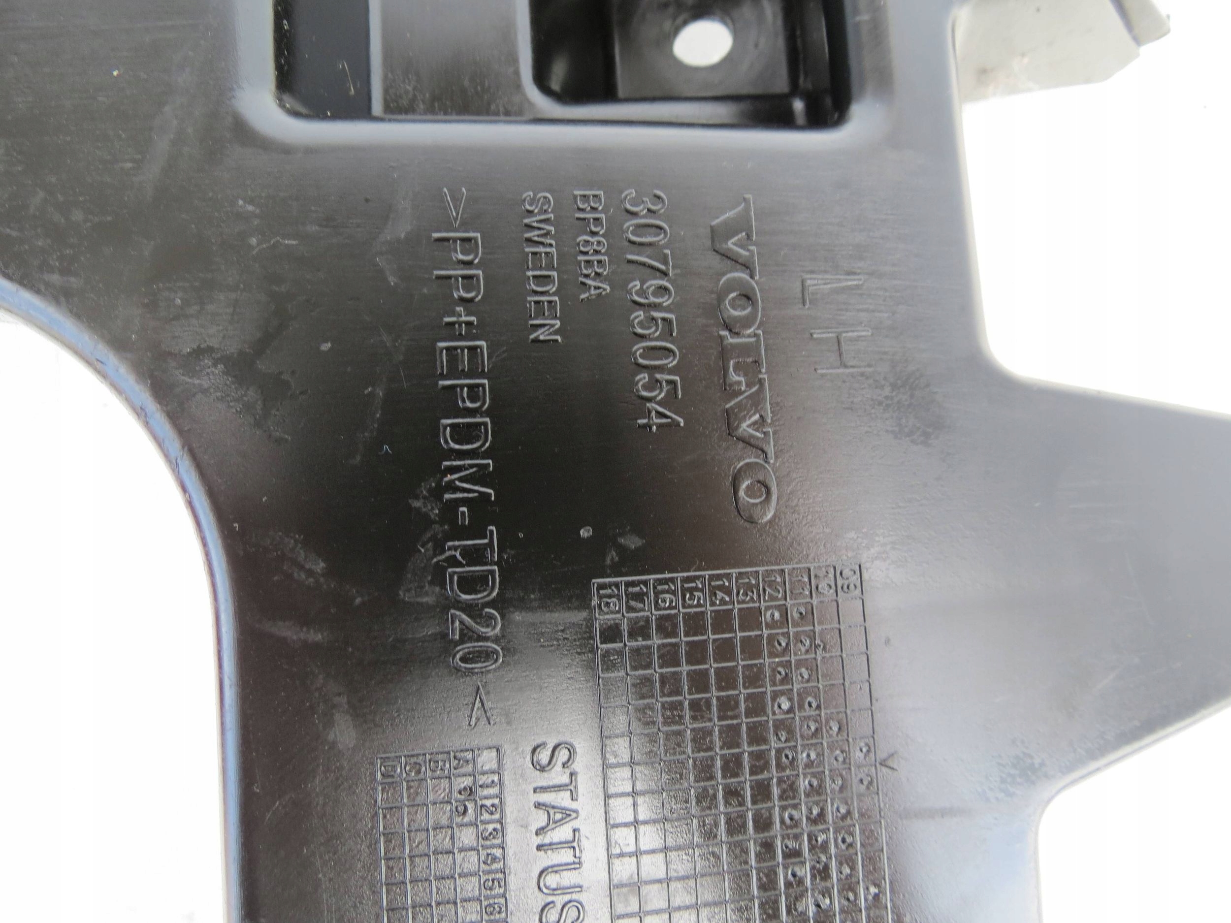 support left rear part VOLVO S60 II V60 and 2.4 D5 215KM 10-18r
