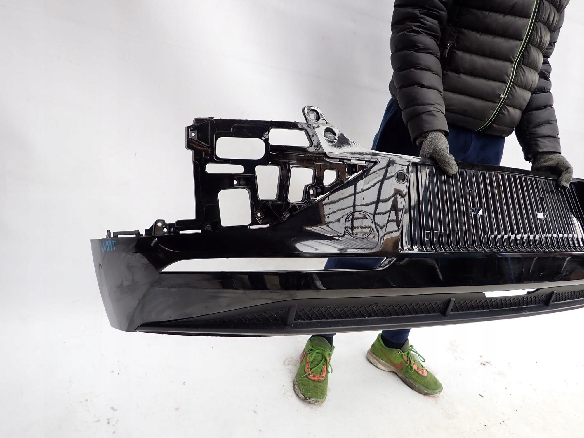 KIA EV6 21-24 bumper rear part rear PDC