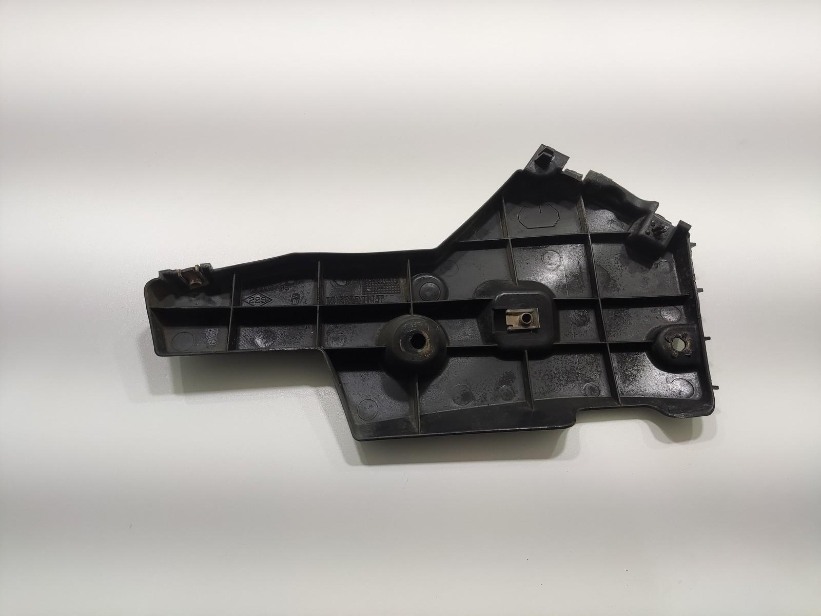 support holder of a bumper left front RENAULT MASTER II LIFT 2004-2009