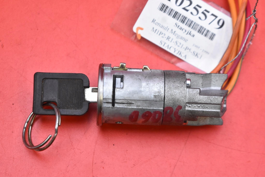 ignition key RENAULT MEGANE 2 II 1.6 8V 90 KM 95-99