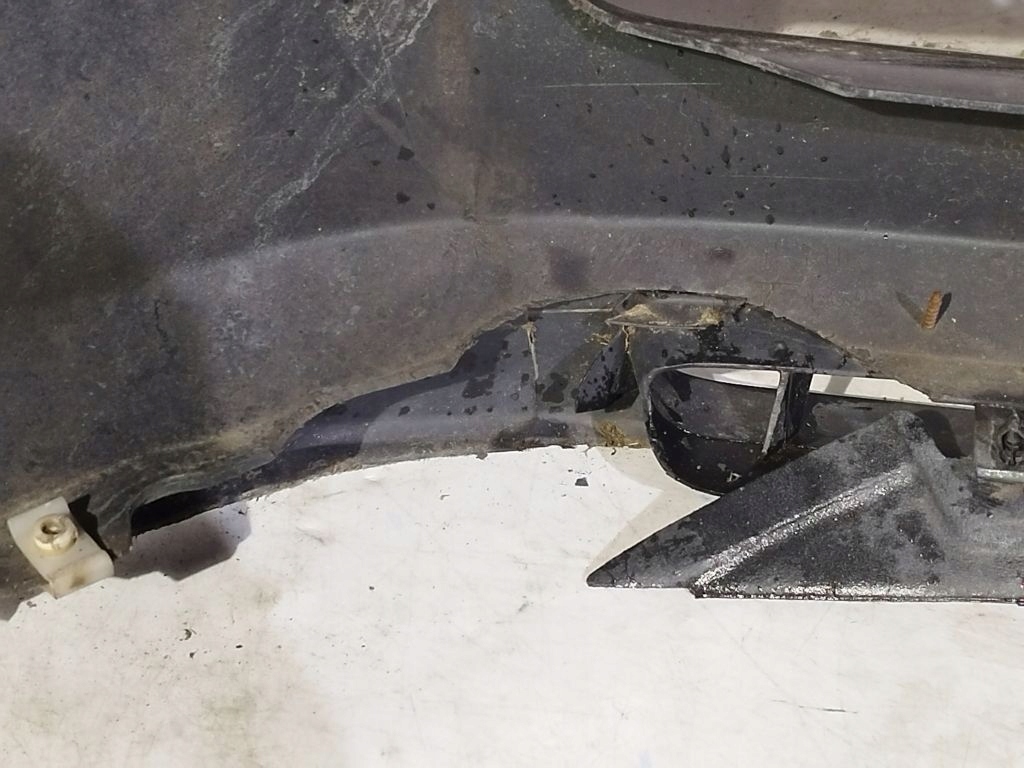 Toyota Previa II 2 bumper front front 210