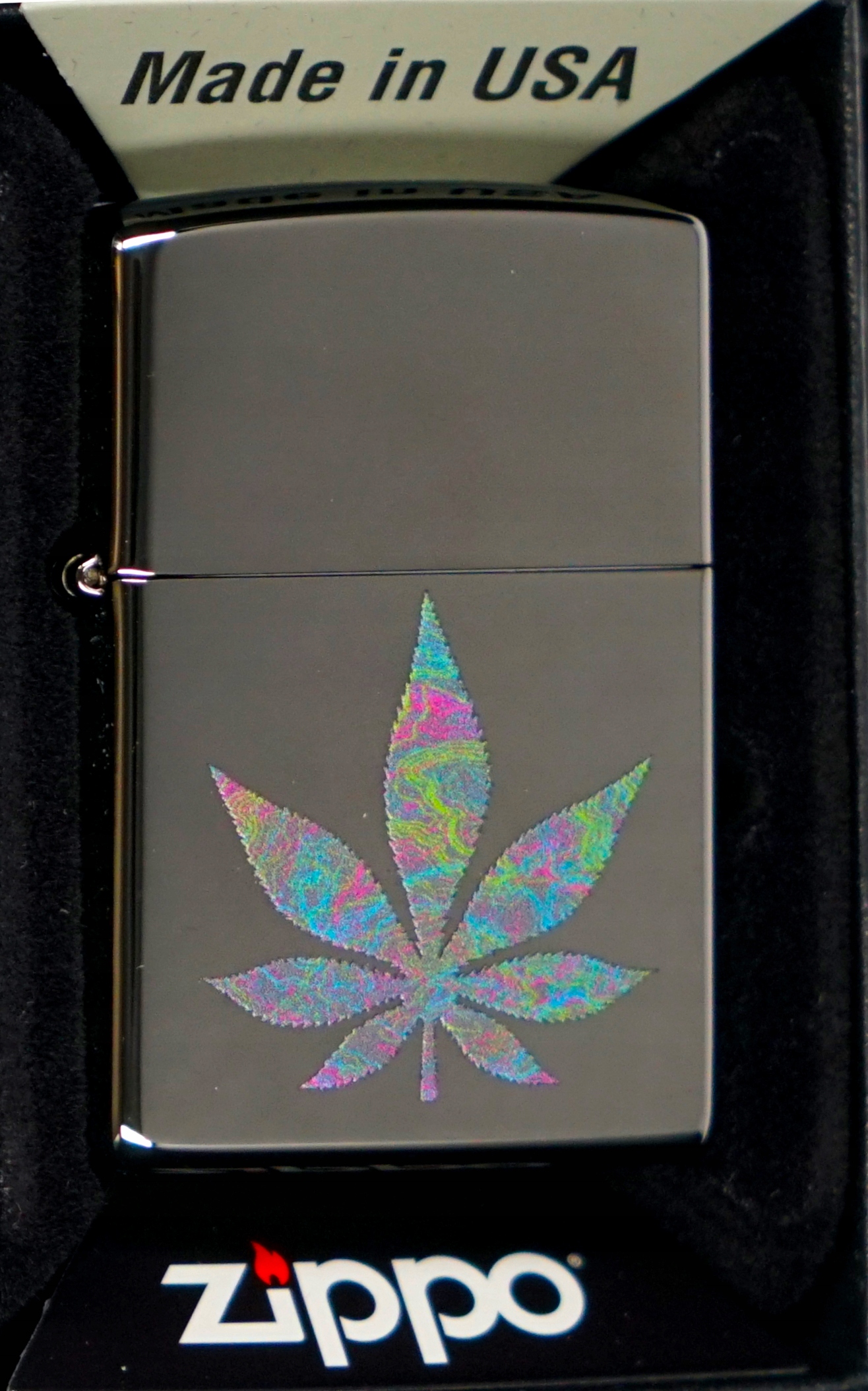 Zapalovač Zippo Funky Cannabis 48578 Větruodolný benzínový