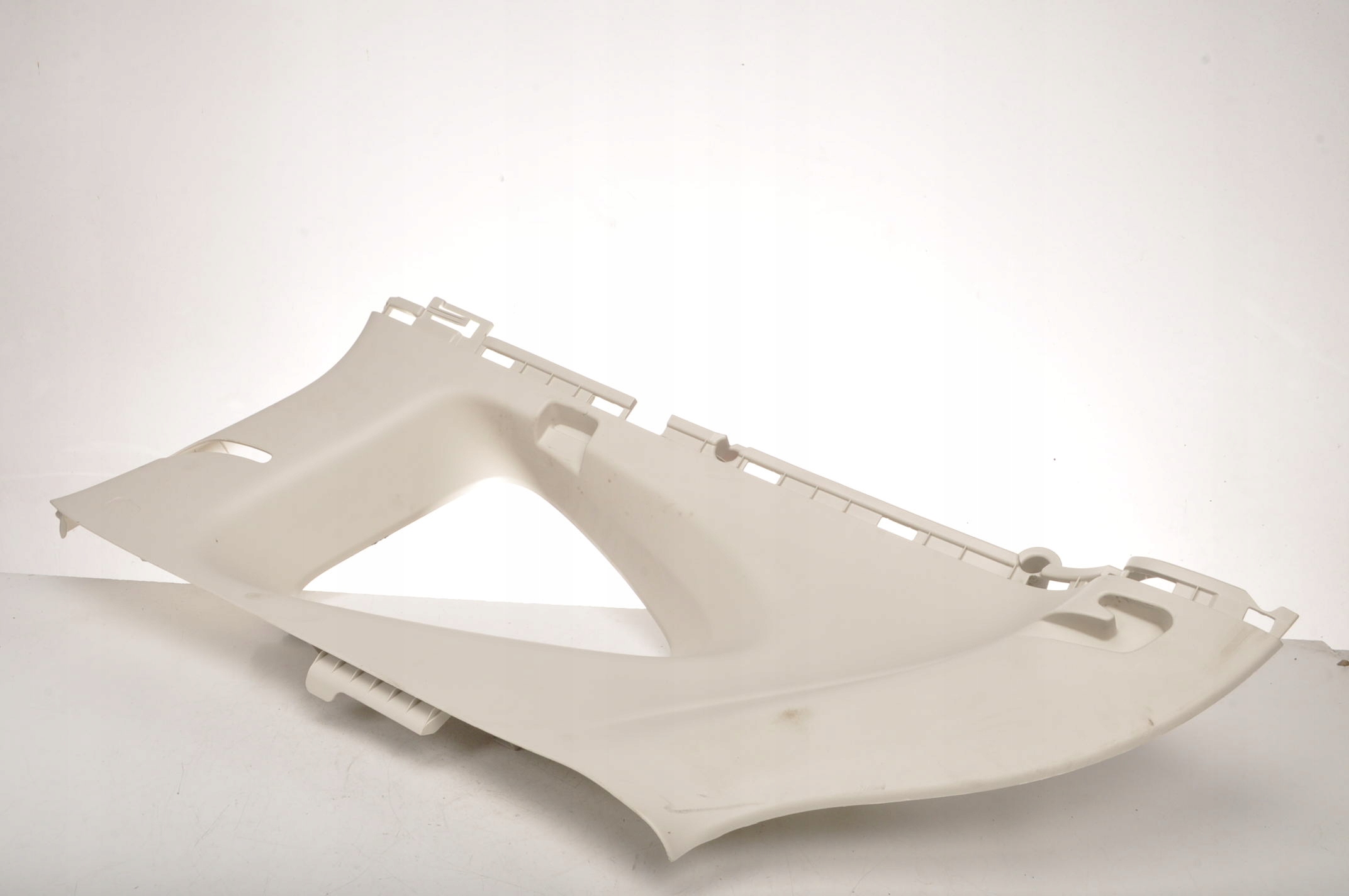 84181-T1G-E021-M1 - HONDA CR-V IV LIFT ЗАДНЯЯ КРЫШКА СТОЙКИ