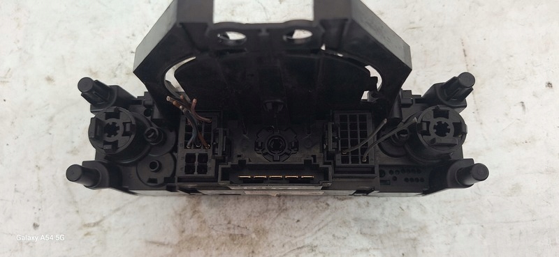 Unite commande clima Bouches buses SKODA CITIGO 1ST820045N