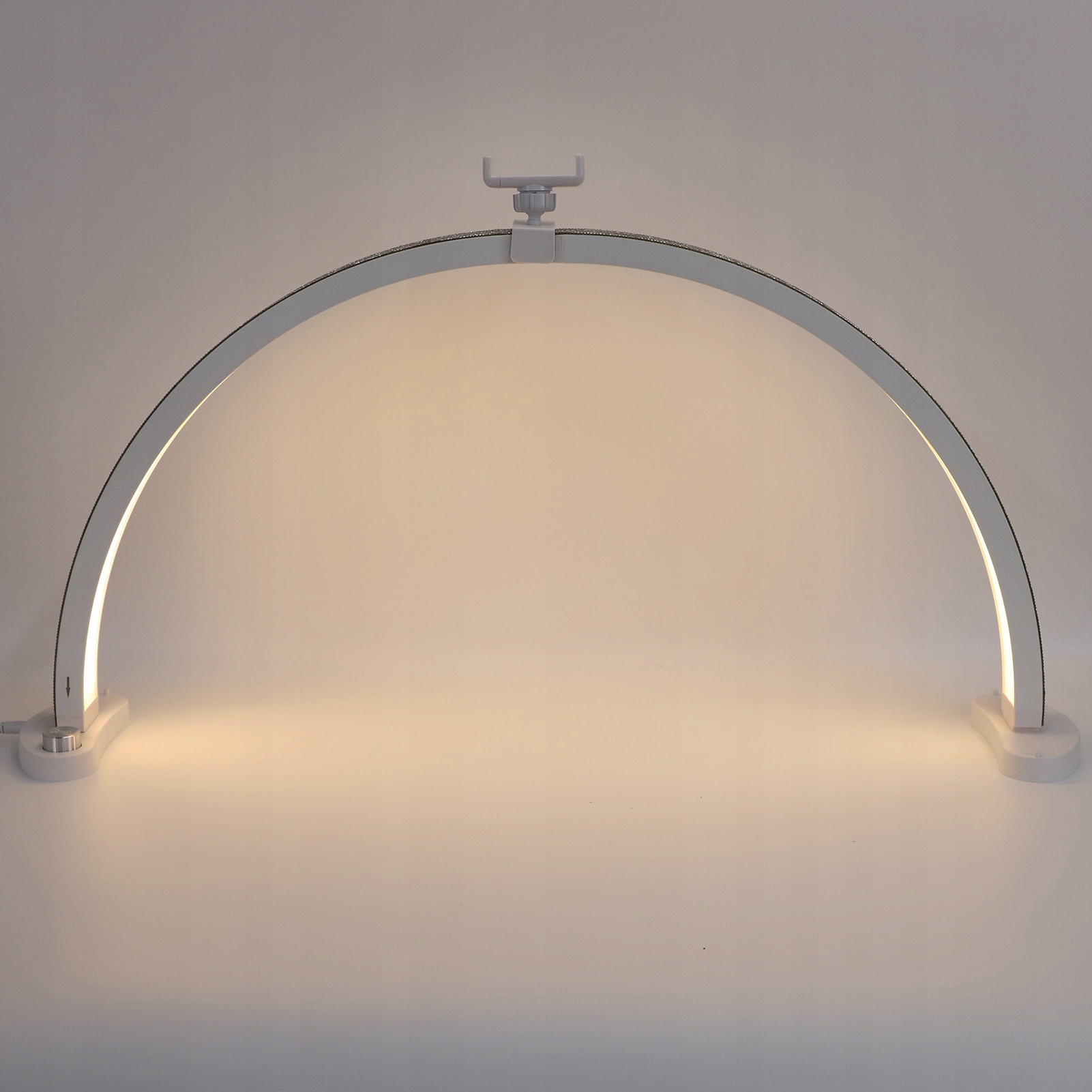 Oblouková lampa na nehty s kamínky
