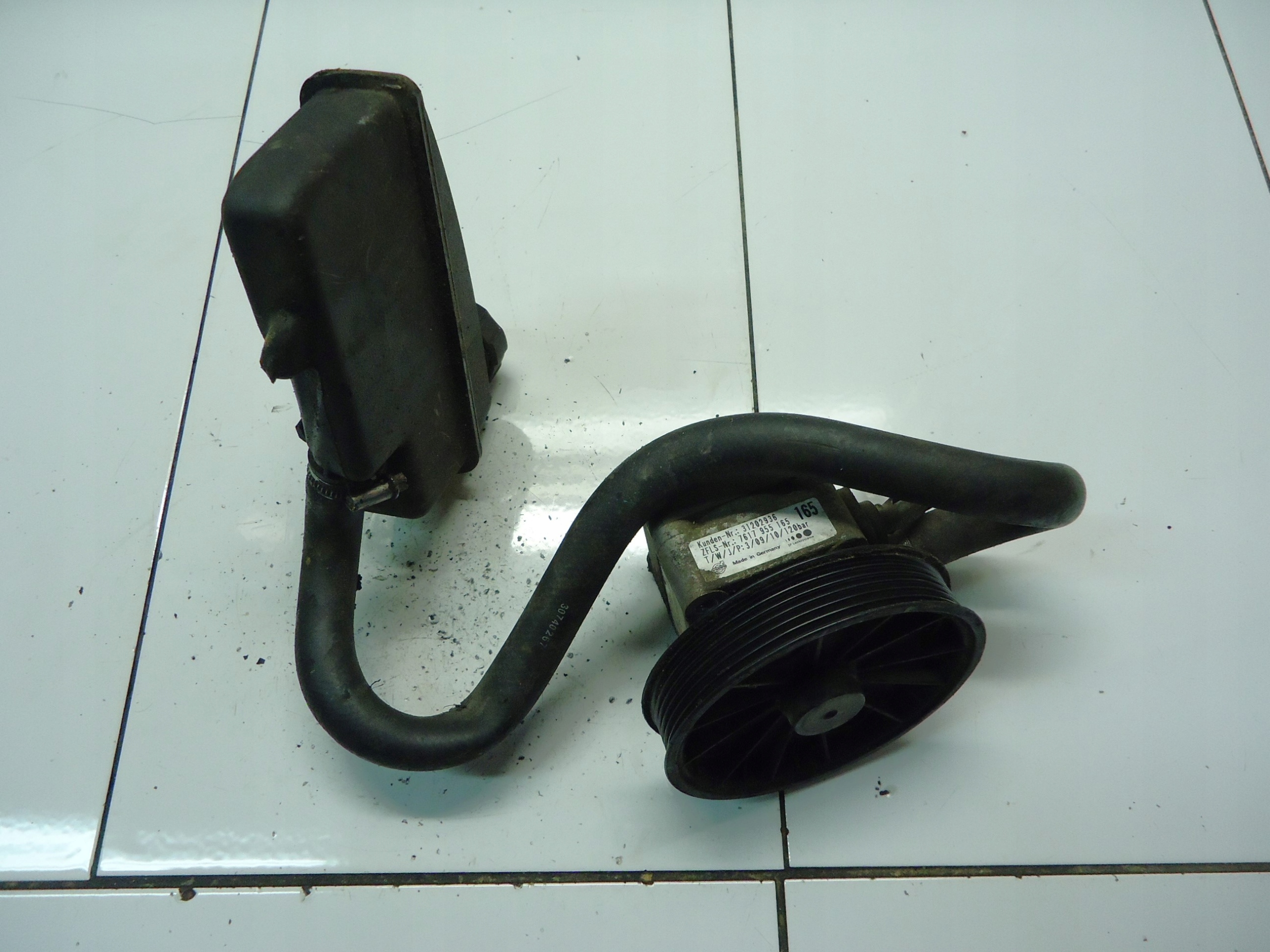 VOLVO S60 S80 XC90 2.4 D5 servo pump 31202936