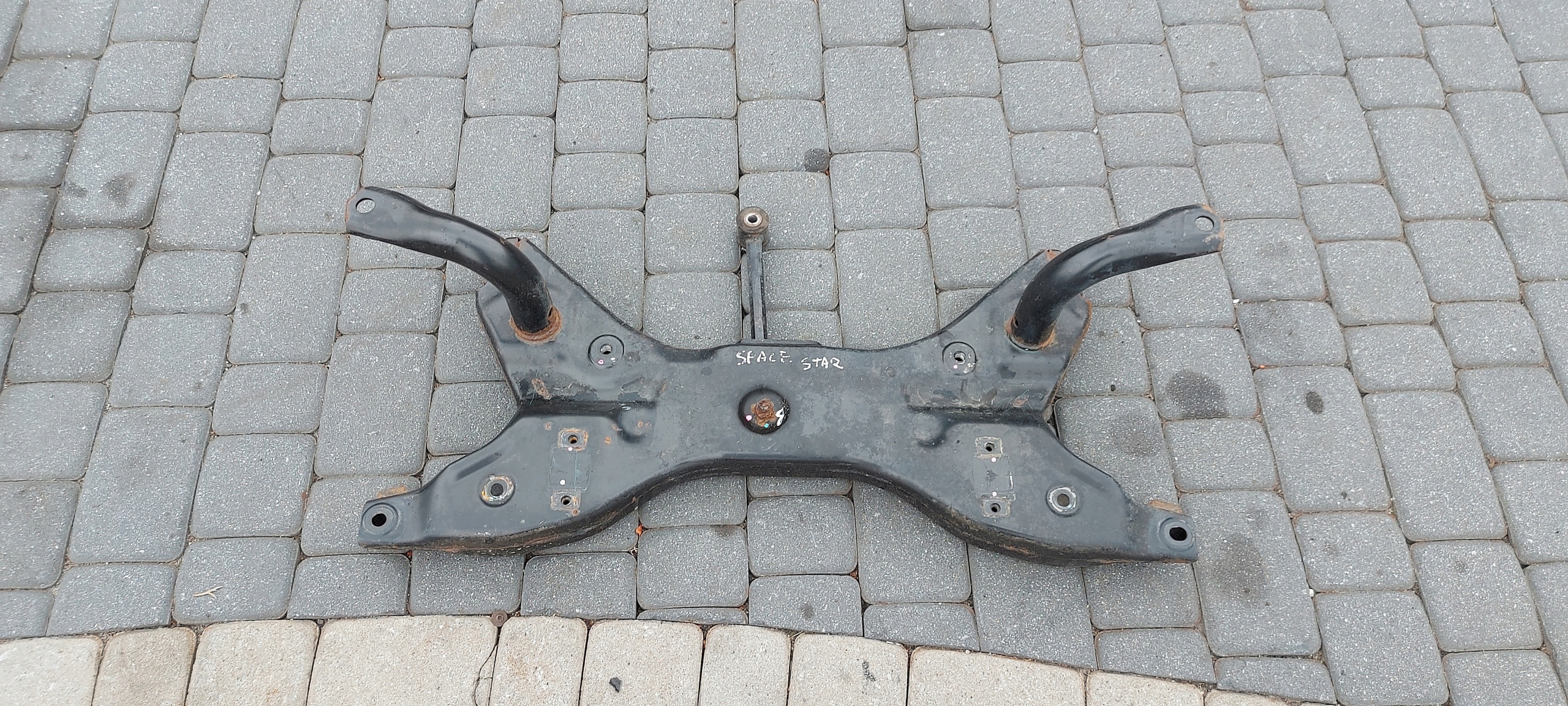 рама подрамник перед mitsubishi Space Star II