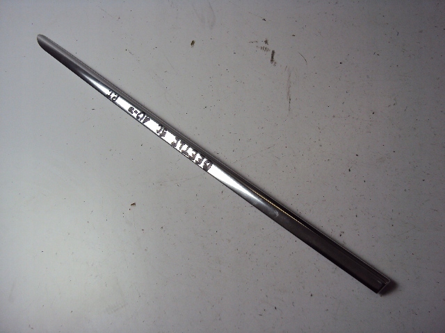 МОЛДИНГ СТЕКЛА ЗАДНИЙ ПРАВЫЙ ХРОМ VW BEETLE 5C 10-