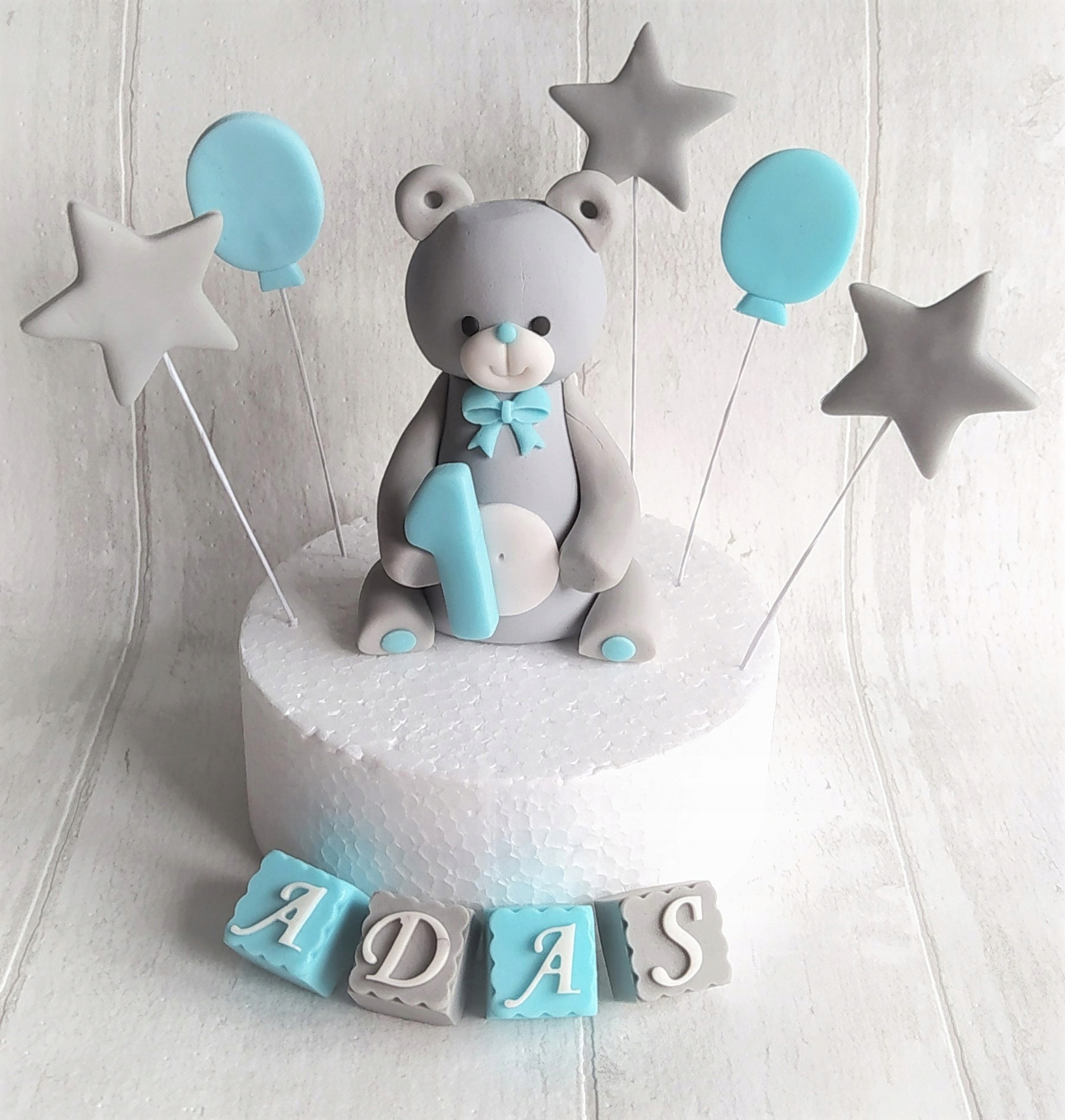 Levně Medvídek figurka Dekorace z cukrové hmoty na rok pro chlapce