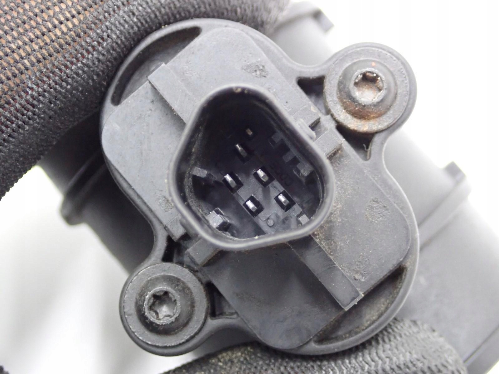 PRZEPŁYWOMIERZ ORYGINAŁ 13307079 OPEL MERIVA II B 1.4i 11R Typ silnika Benzyna