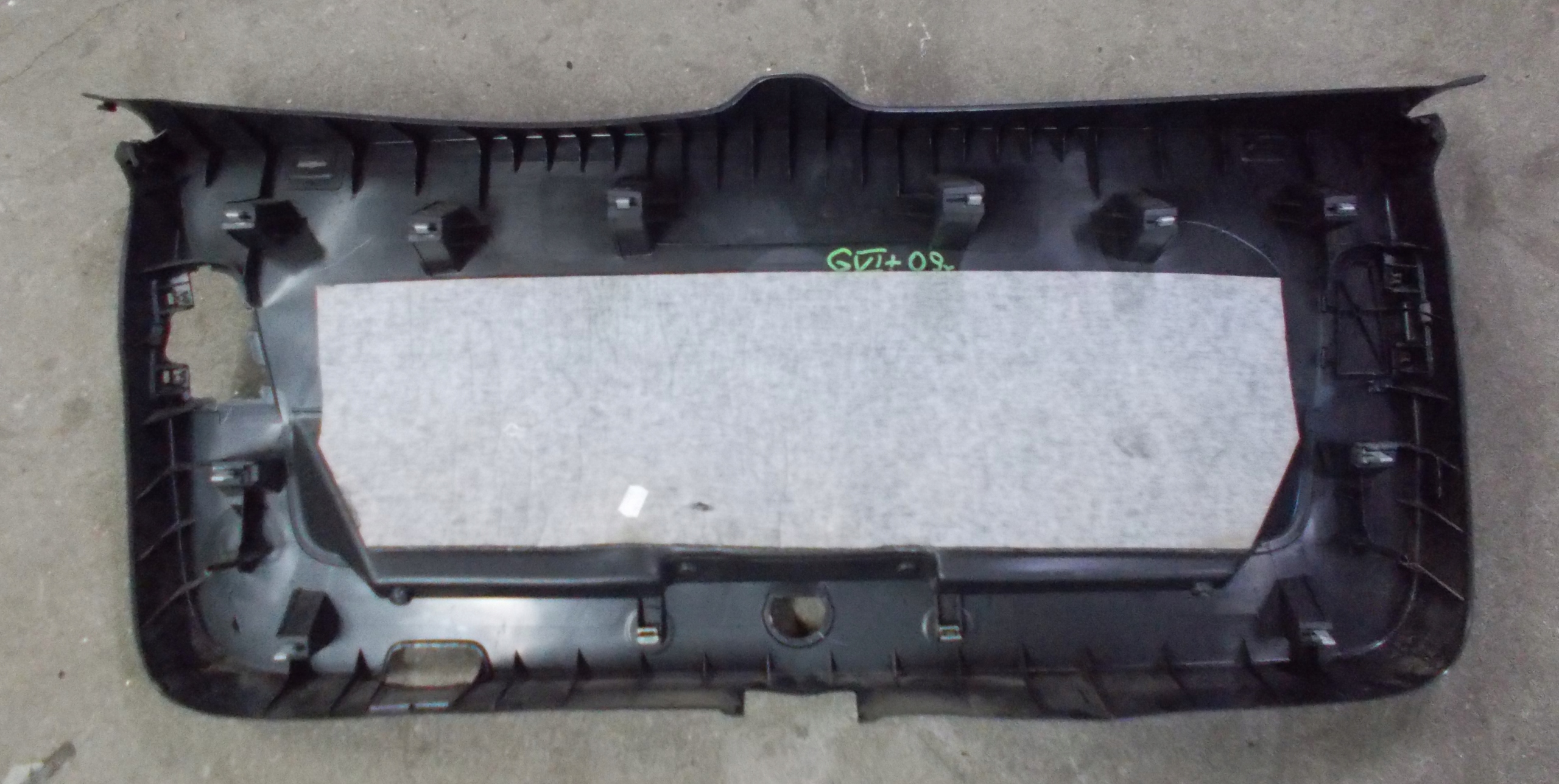VW GOLF VI plus 1.6 TDI 09R cover upholstery bonnet boot 5M0867601