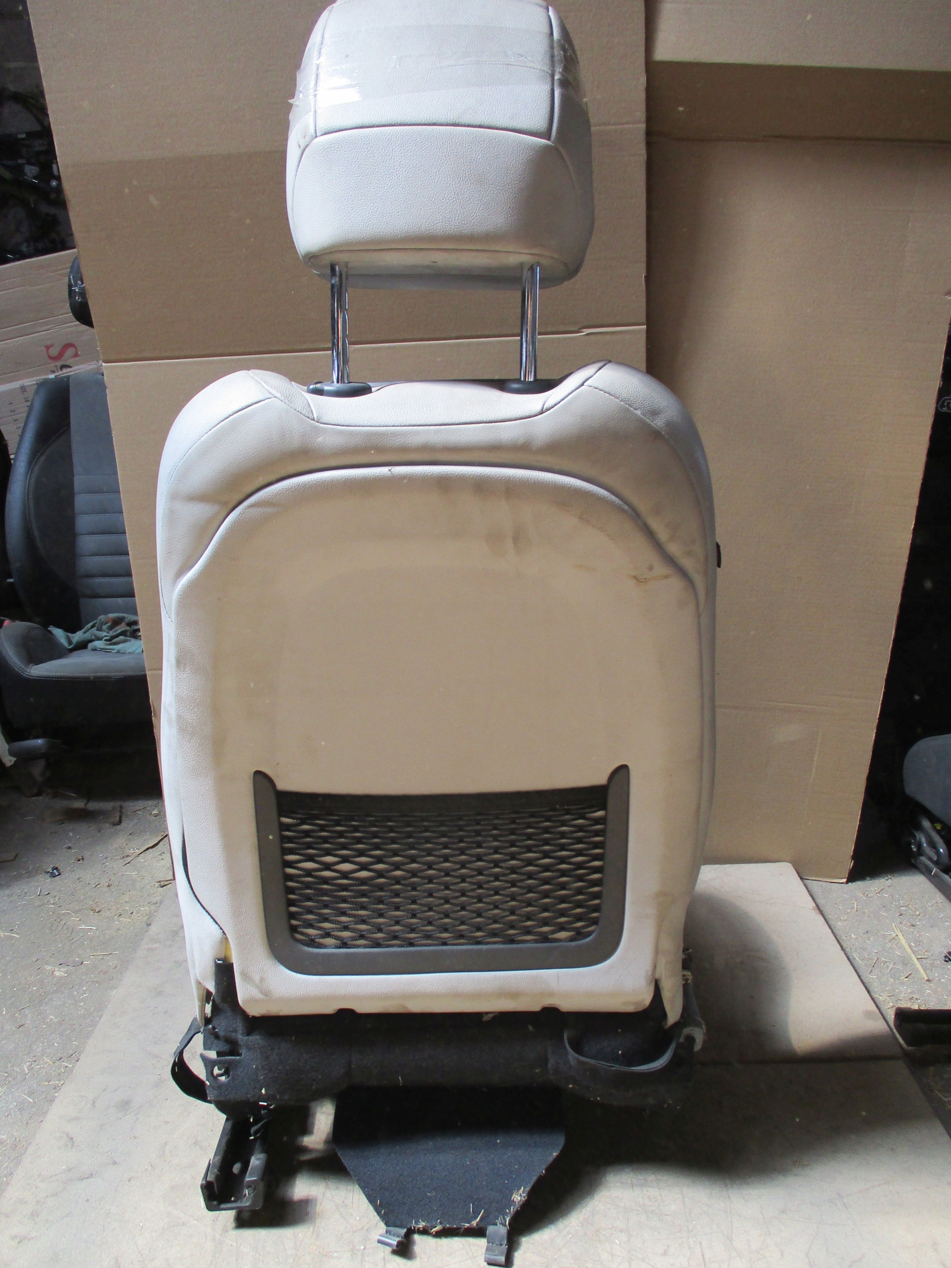 кресло правый передний CITROEN DS5 кожа