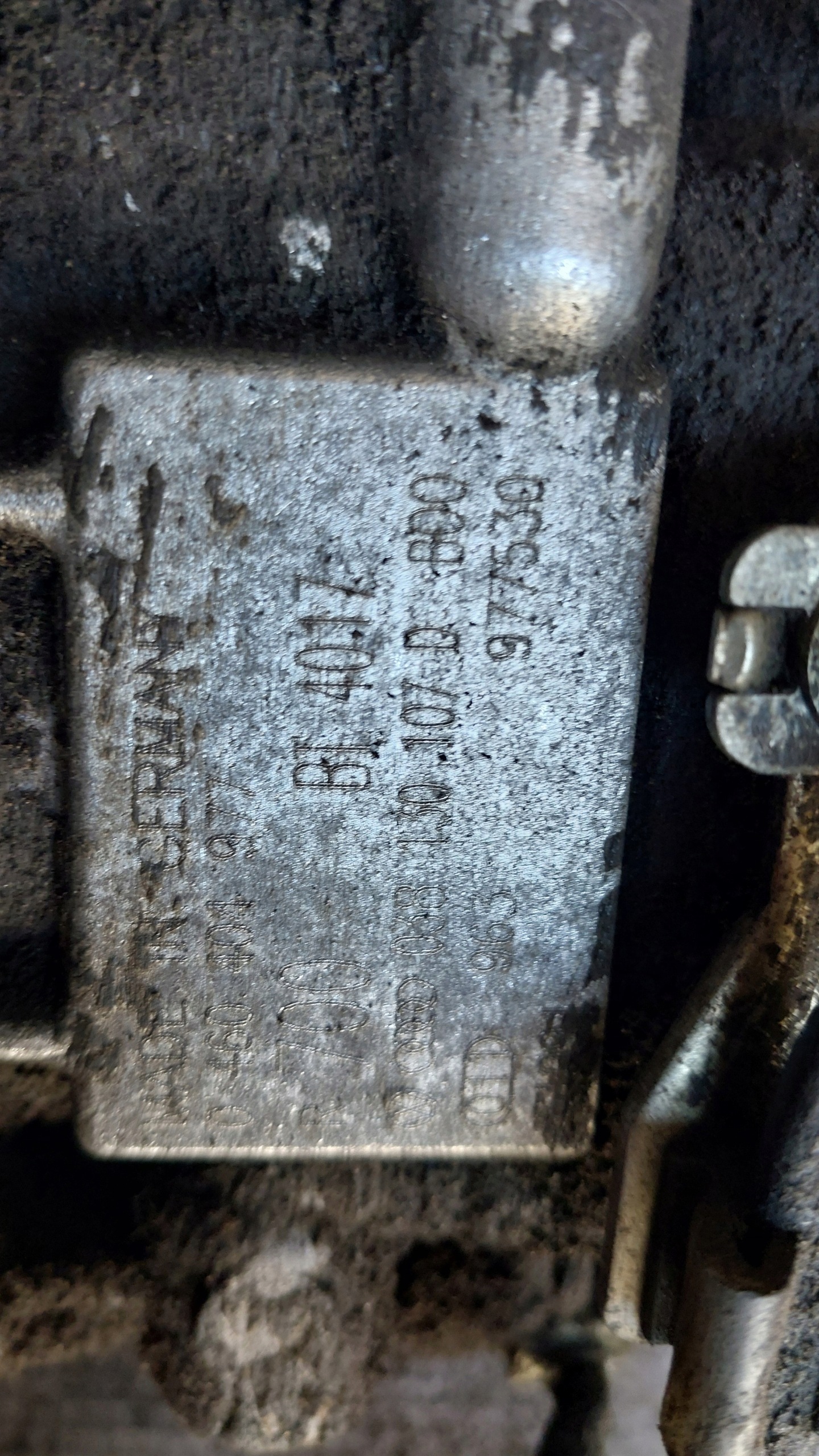 VW AUDI SKODA SEAT 038130107D 0460404977 einspritzpumpe