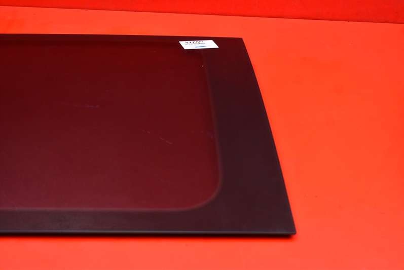 SZYBA KAROSERYJNA PRAWA TYŁ VW CADDY 3 III 04R Numer katalogowy części VOLKSWAGEN