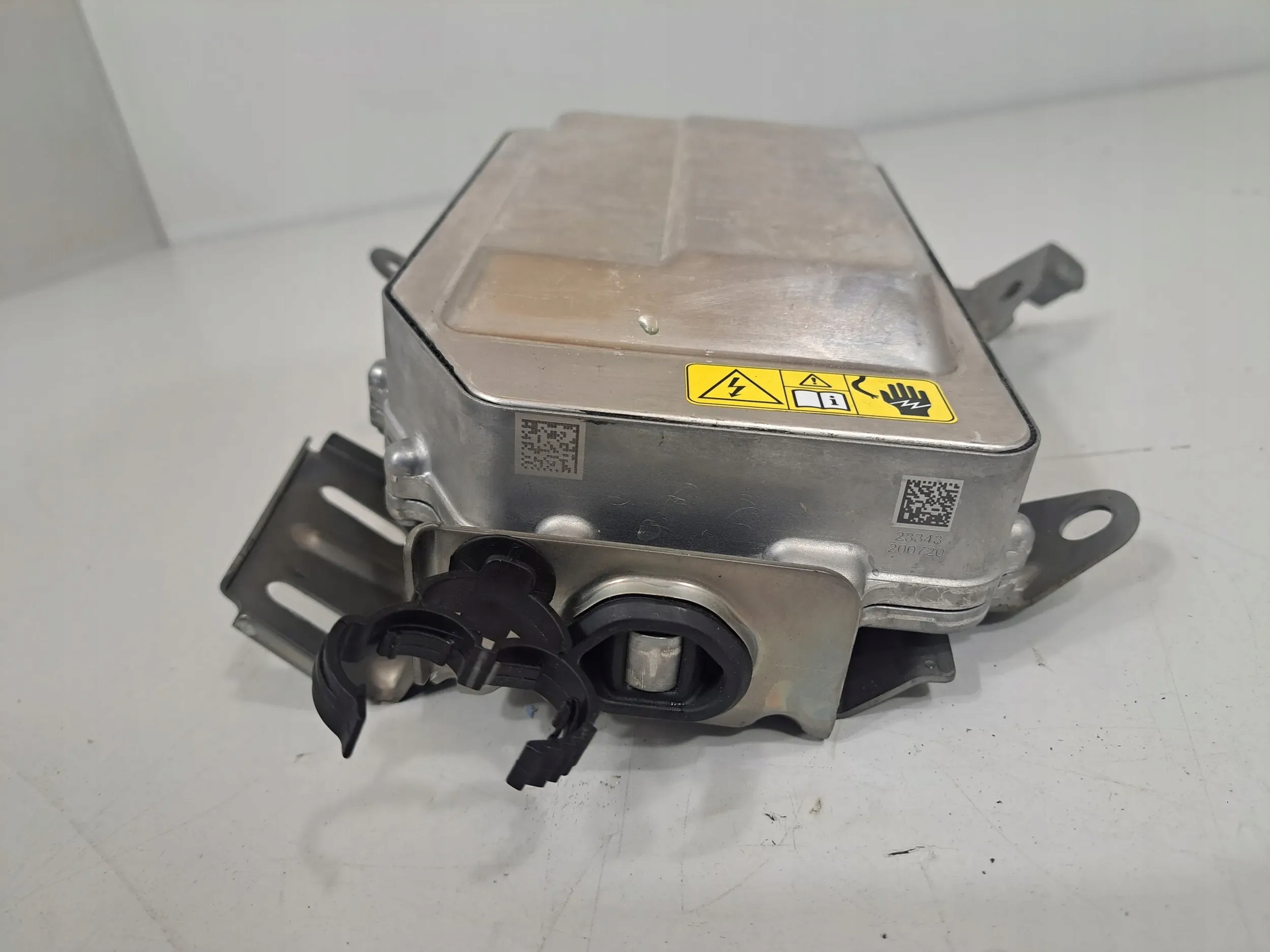 BMW i4 2024 моторчик вентилятора