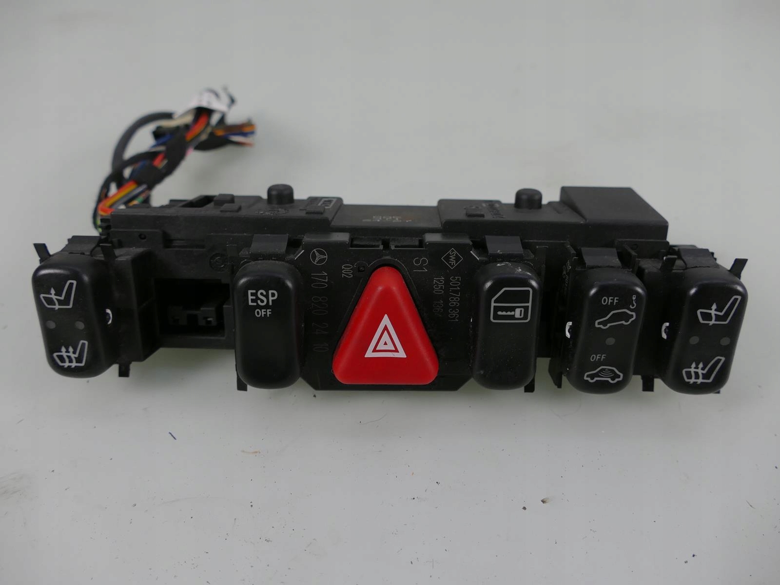 MERCEDES R170 PANEL schalter schalter hitzung des warnblickschalters 2108200151