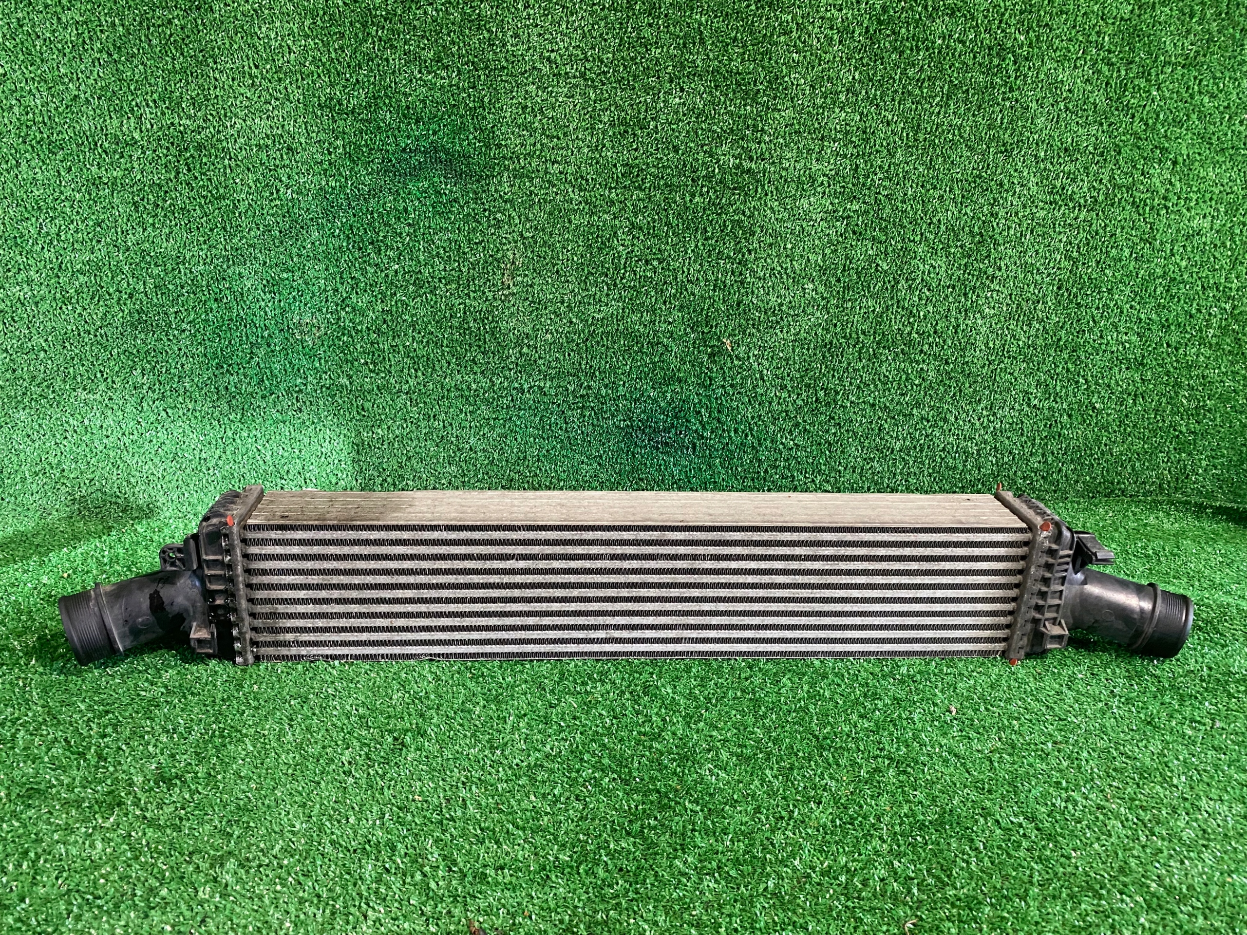 radiatore intercooler AUDI A4 B8 A5 2.7 3.0