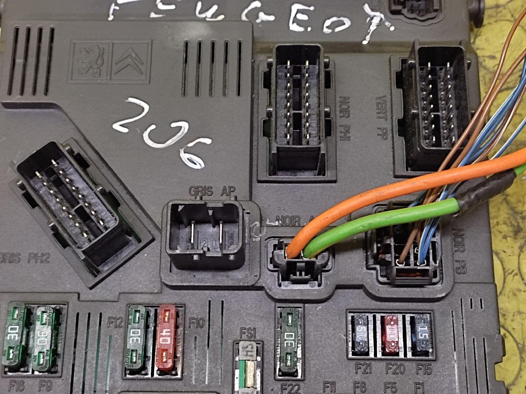 PEUGEOT 206 modul kasten BSI 9645747480