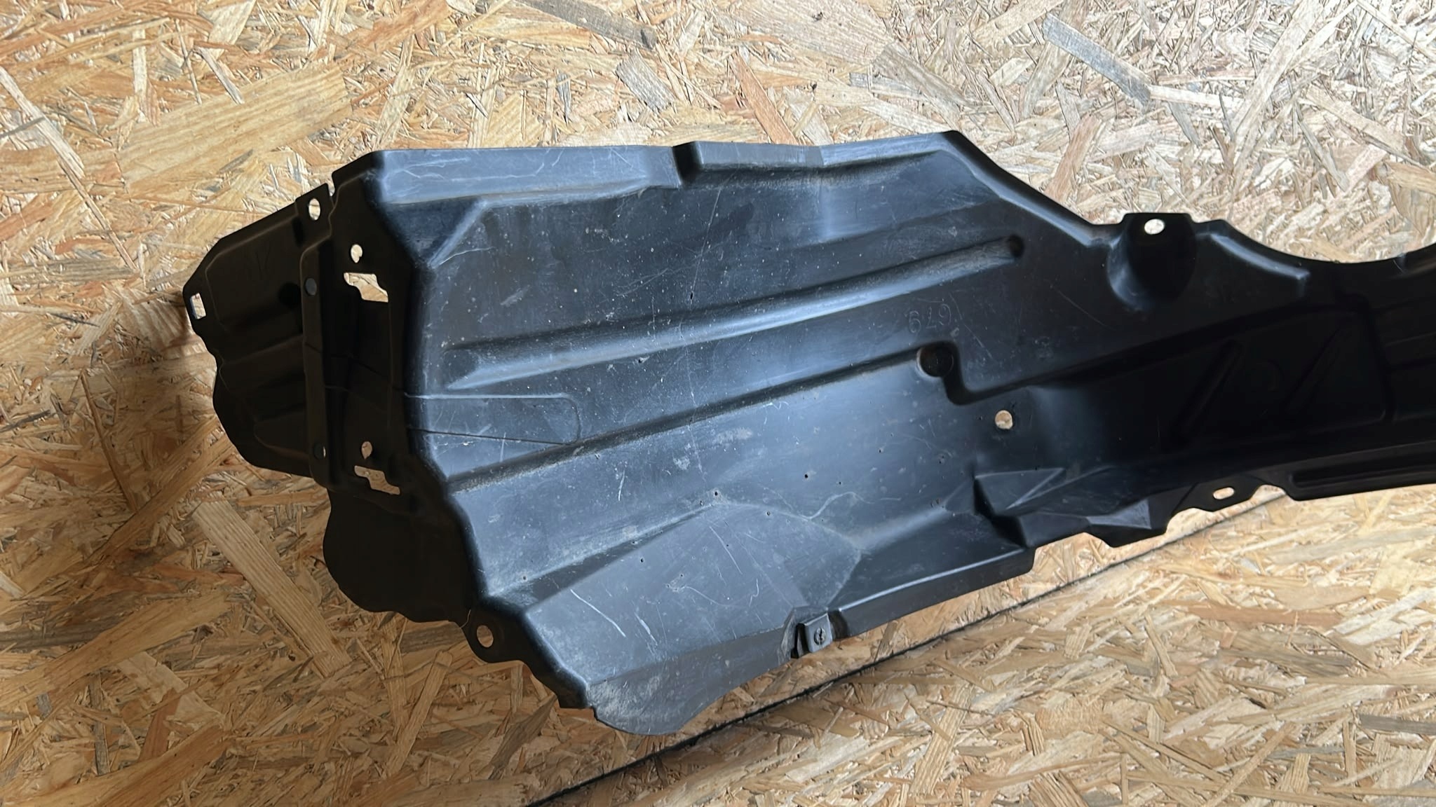 mudguard right right front front TOYOTA YARIS III 17-20