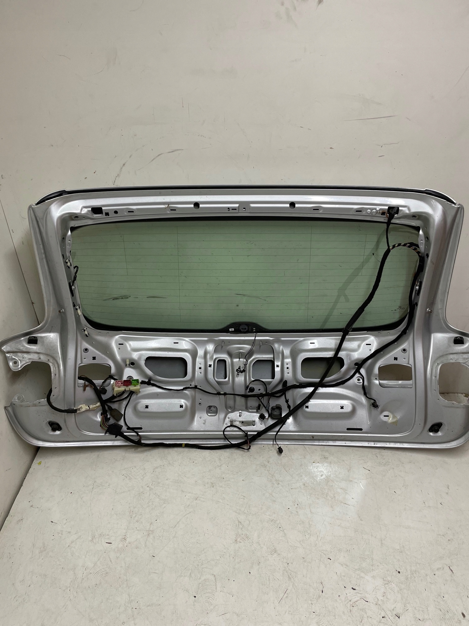 AUDI Q7 KLAPA BAGAZNIKA LX7W Typ samochodu Samochody osobowe