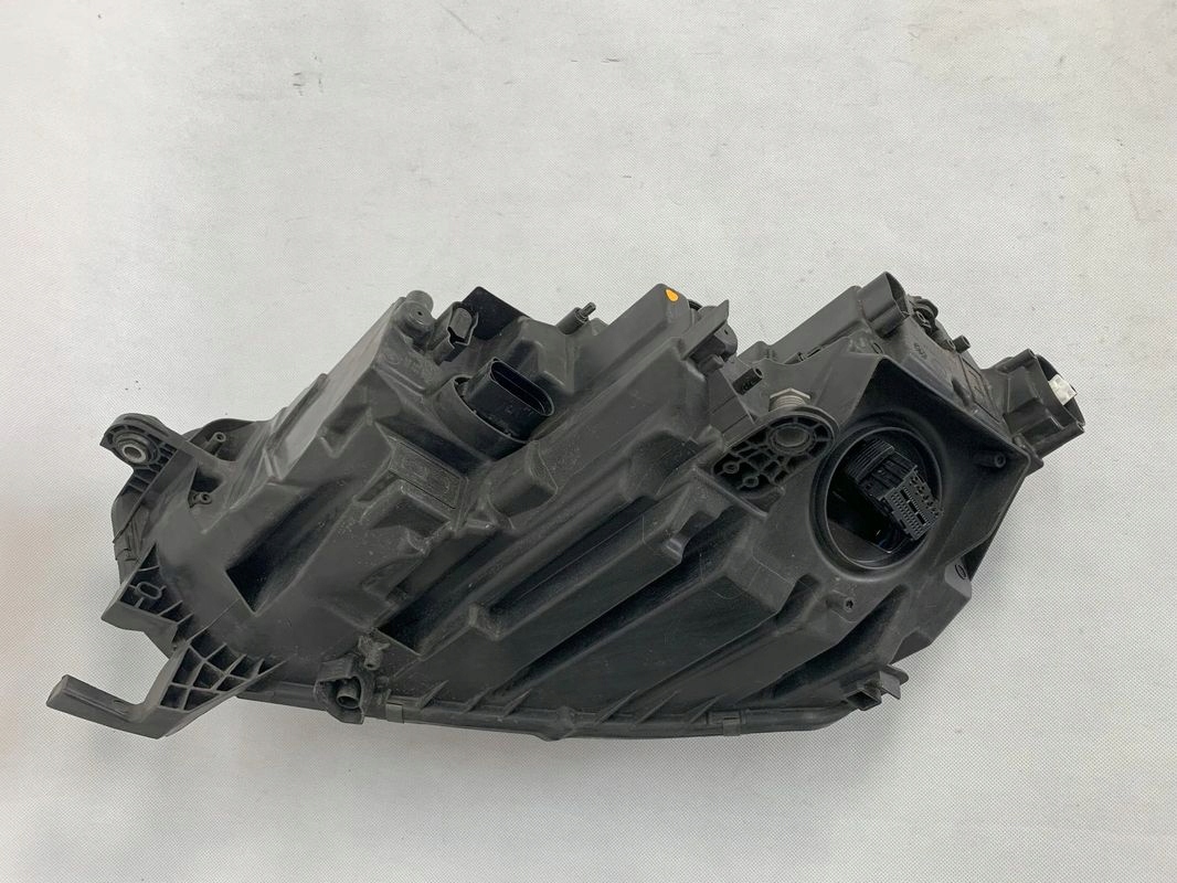 Skoda Octavia IV 4 Reflektor right light right 5E4941016E