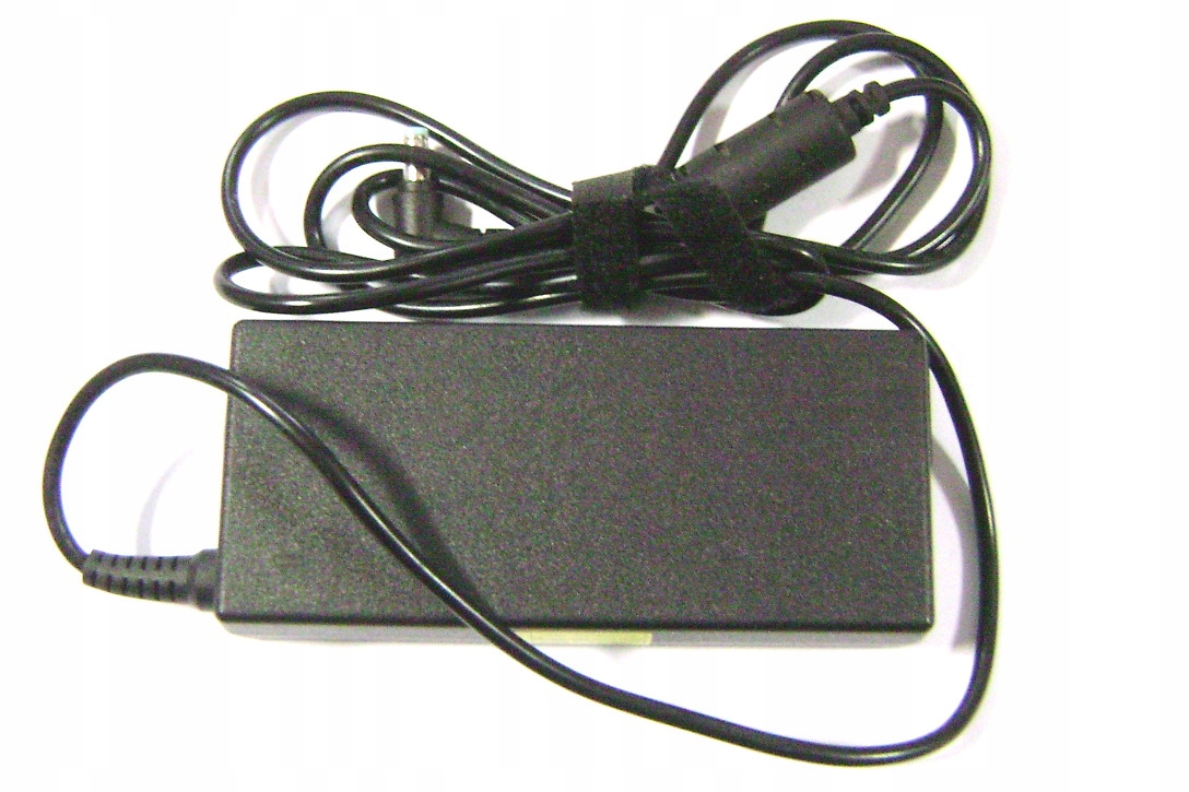 Zasilacz do laptopa