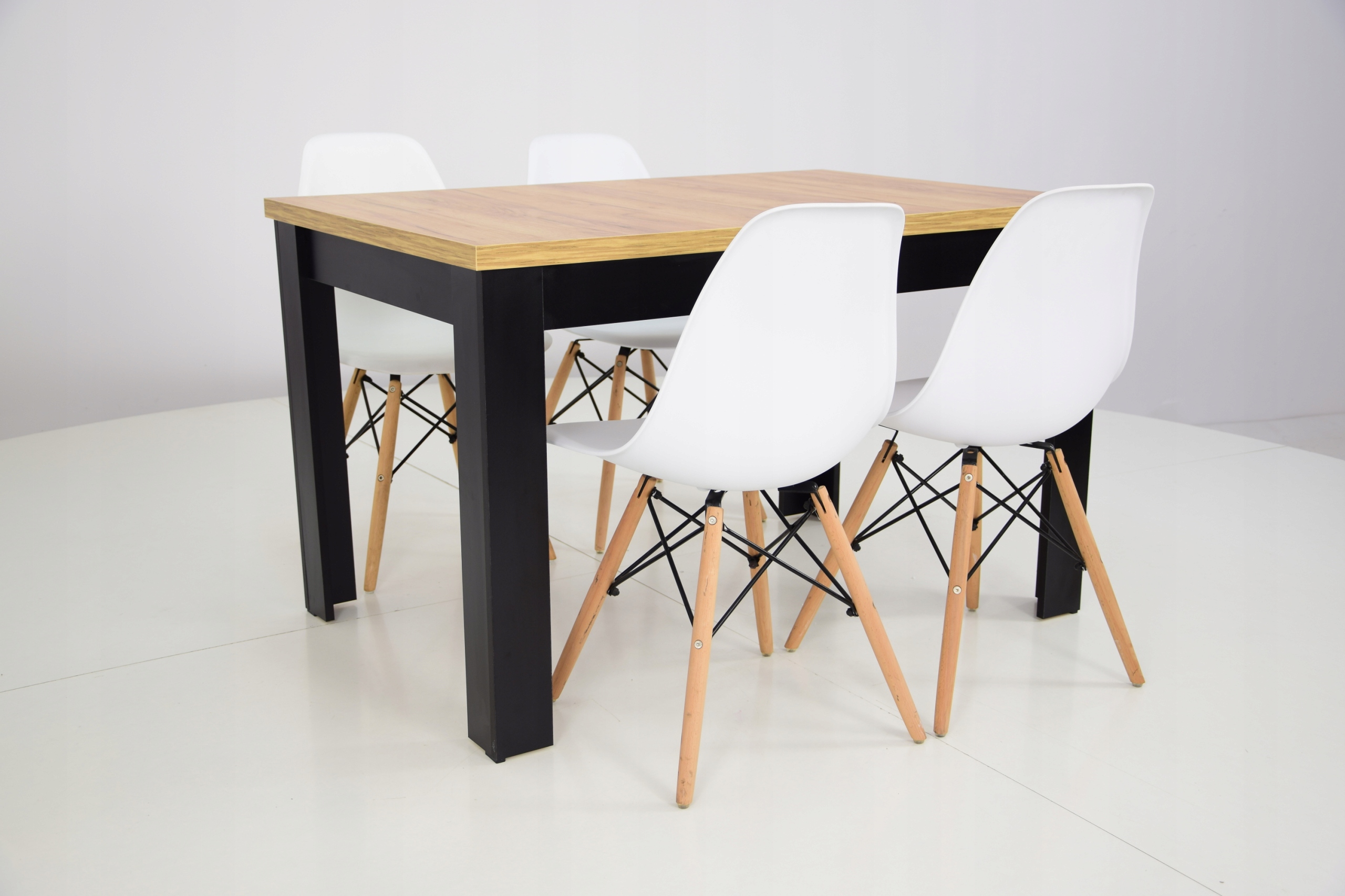 Zestaw 4 krzesła i stół do 160 cm Skandynawski Kod producenta Zestaw