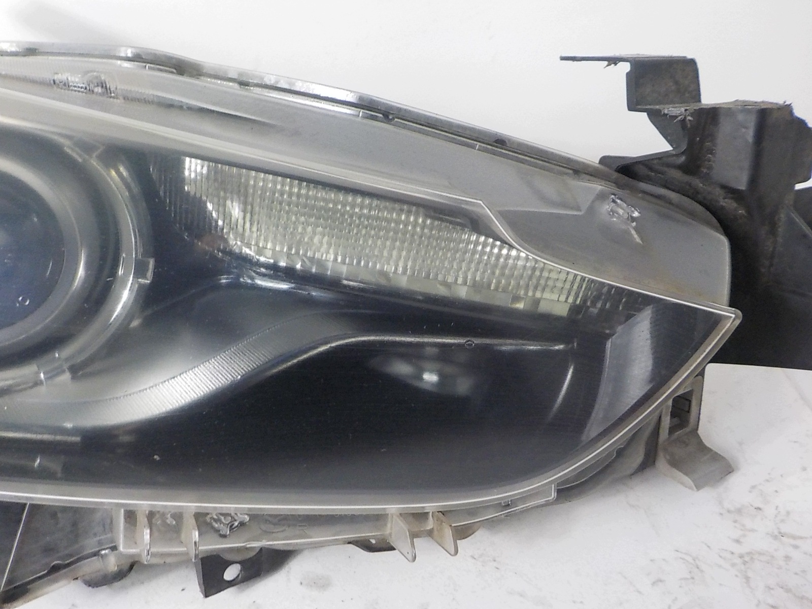 MAZDA 6 III GJ XENON light right front front UK