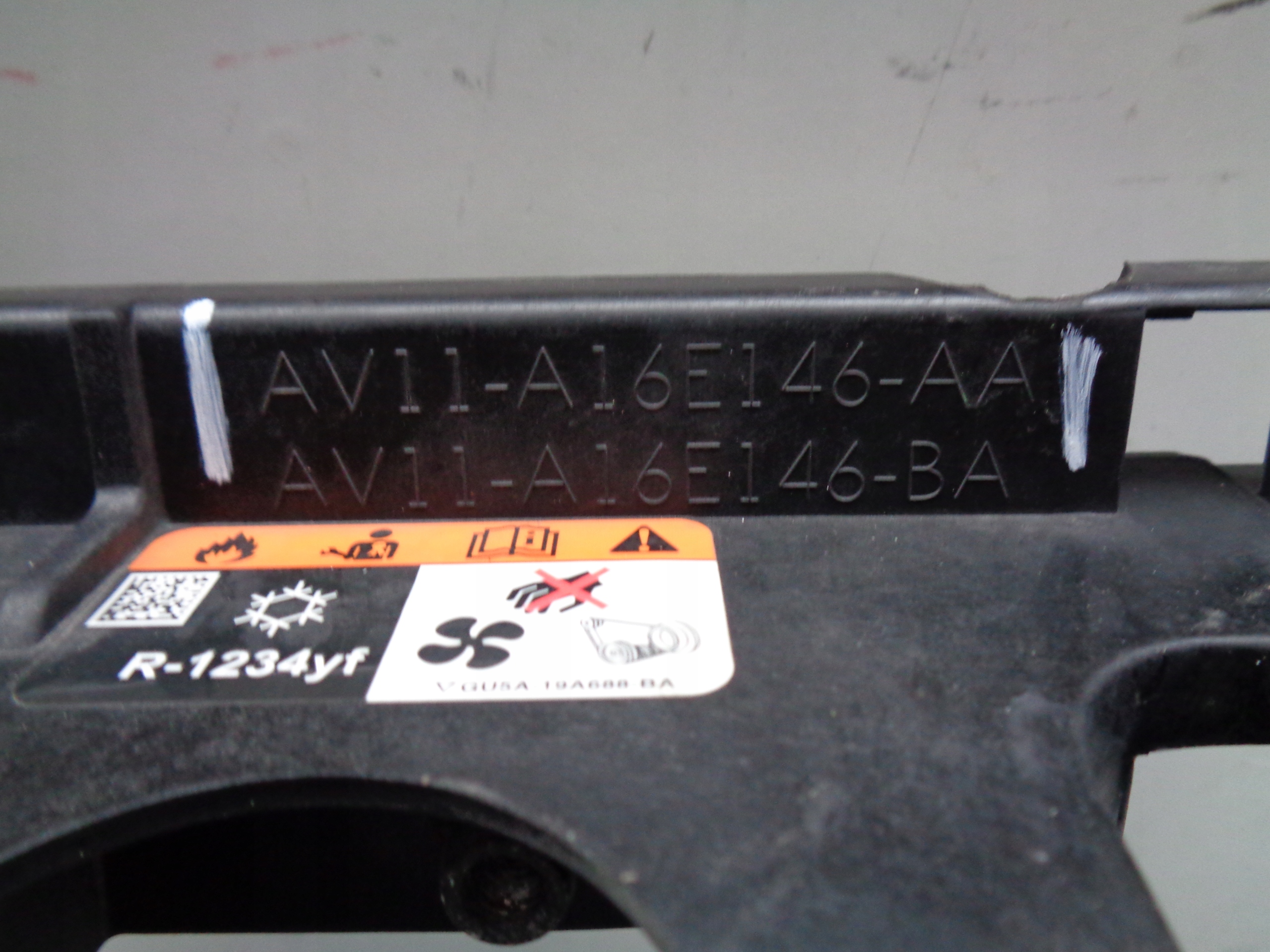 Armature Avant FORD B-MAX 13