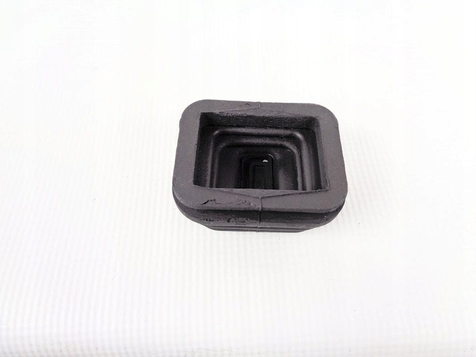 Osłona łapy sprzegła Vitara / Grand Vitara / Jimny